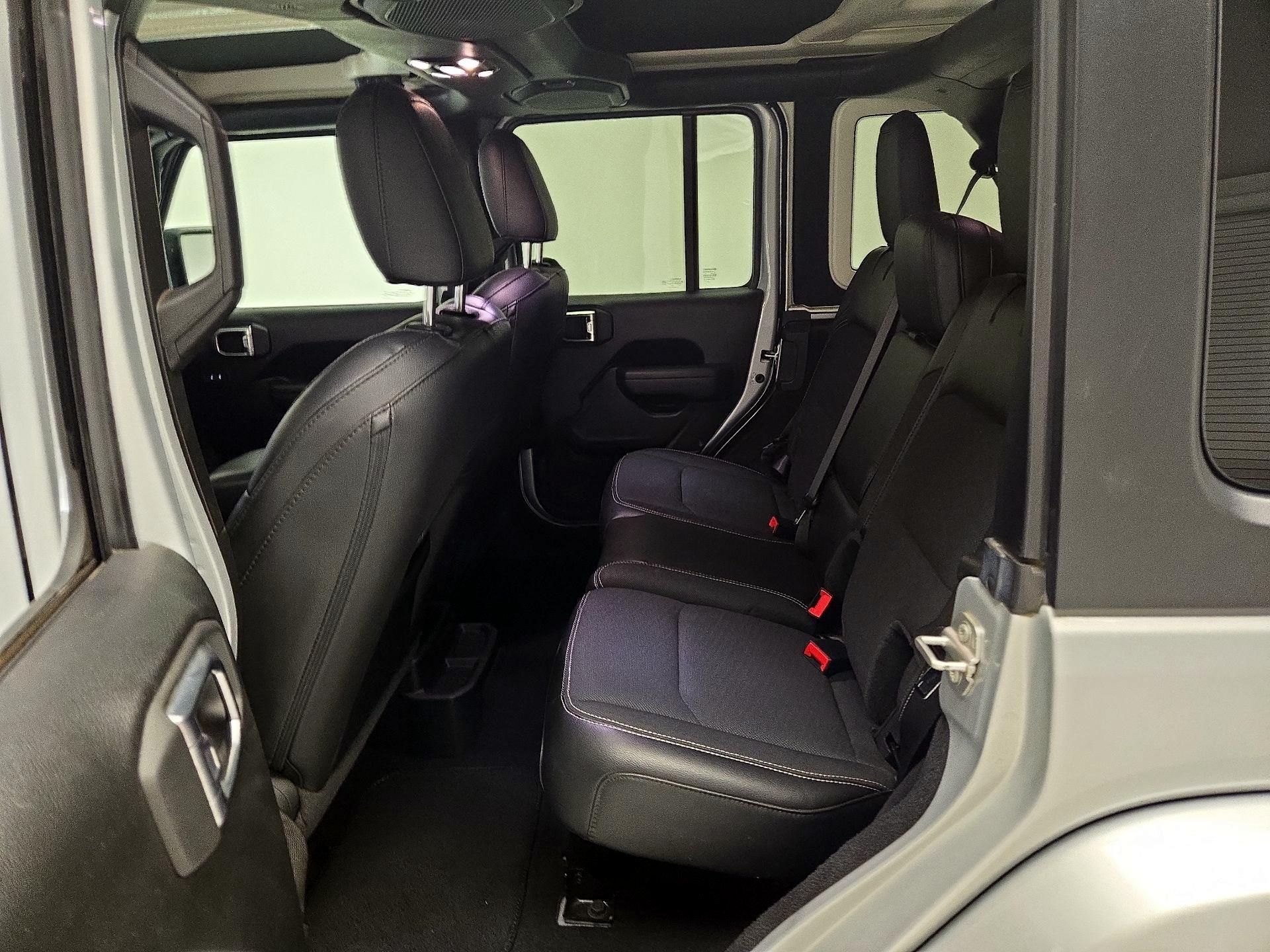 Thumbnail: 2023 Jeep Wrangler - 20