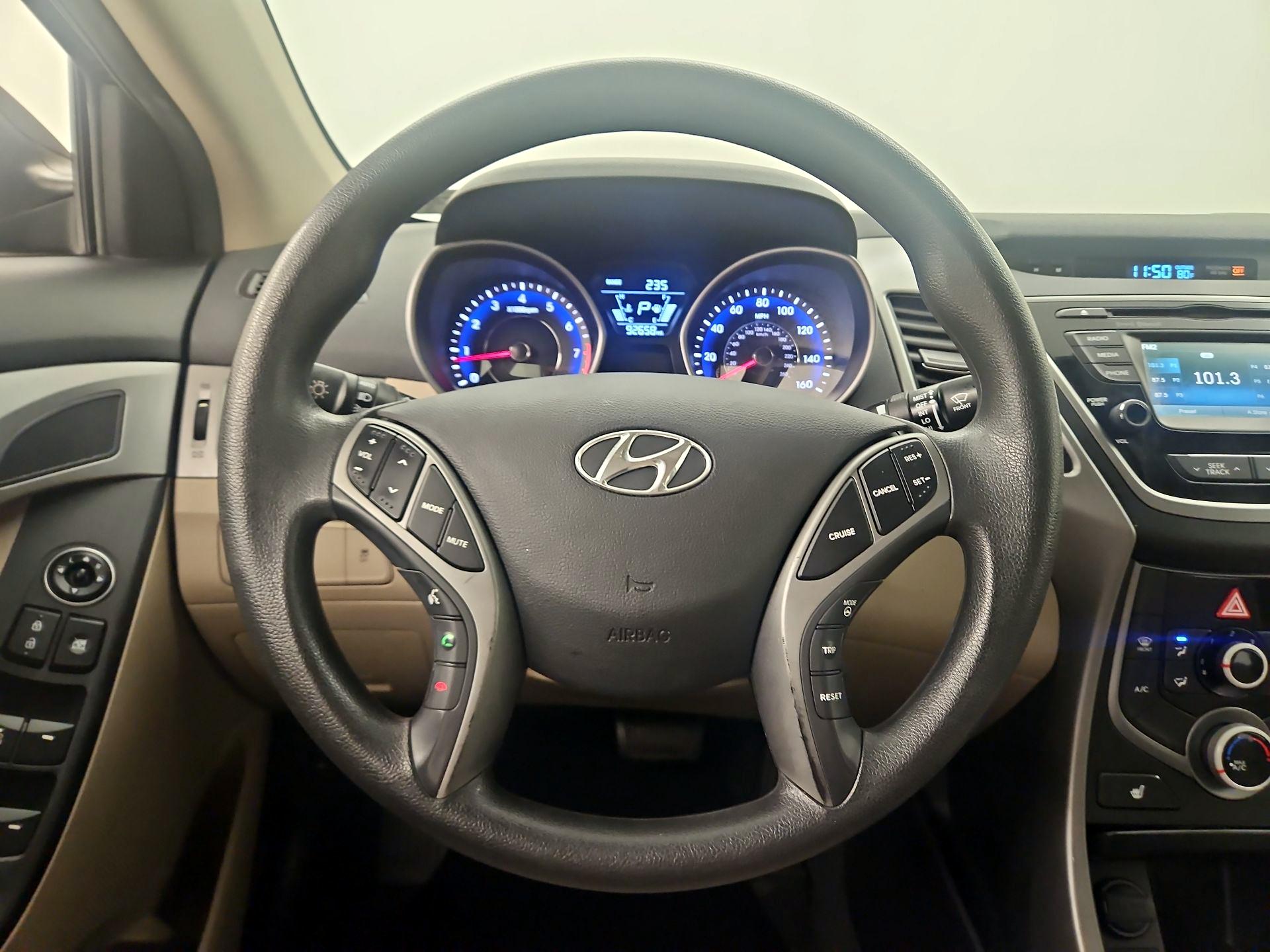Thumbnail: 2014 Hyundai Elantra - 10