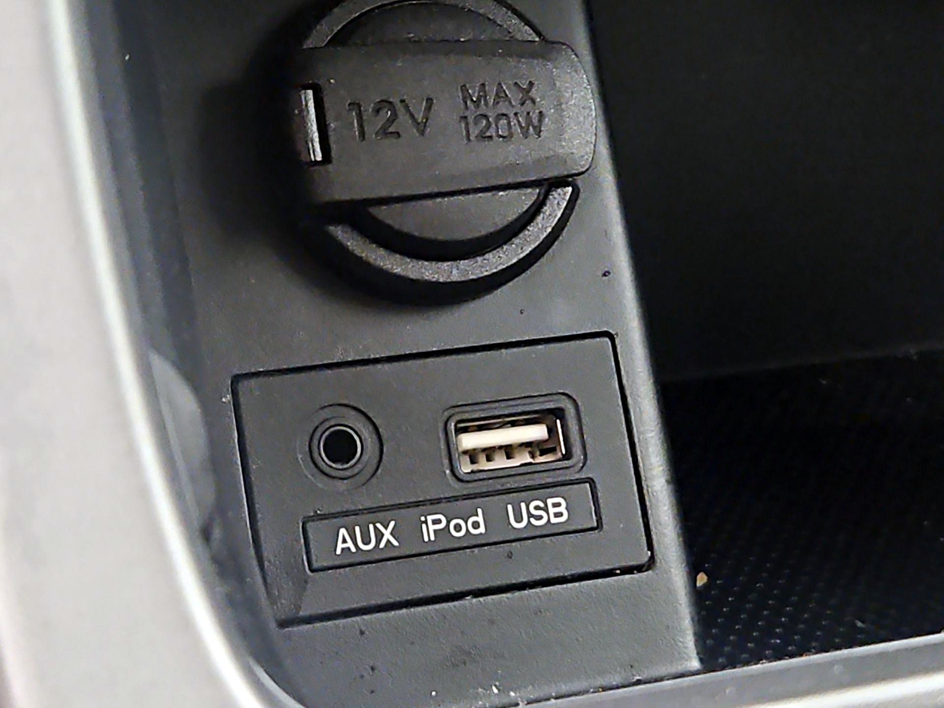 Thumbnail: 2014 Hyundai Elantra - 18