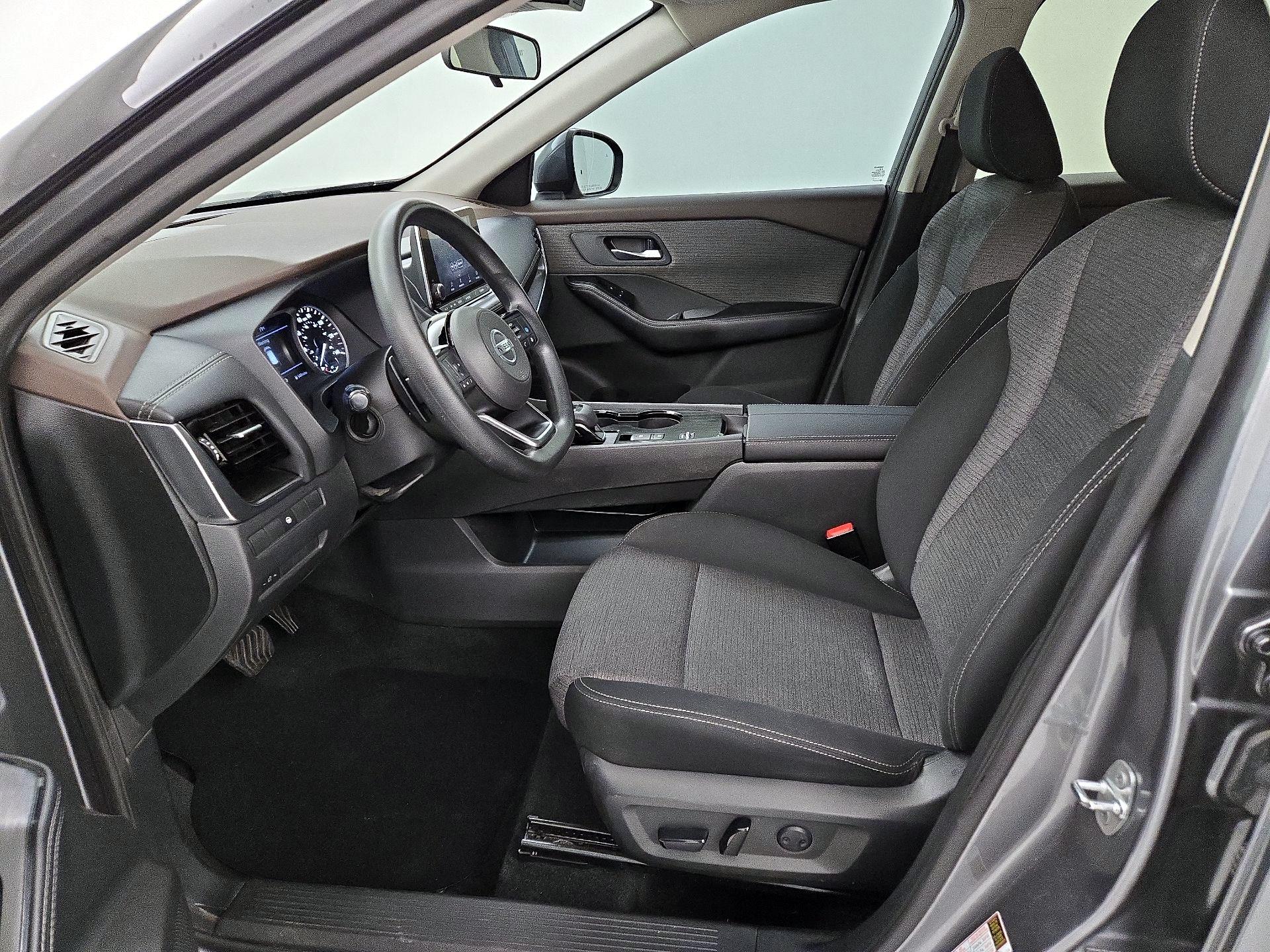 Thumbnail: 2021 Nissan Rogue - 11
