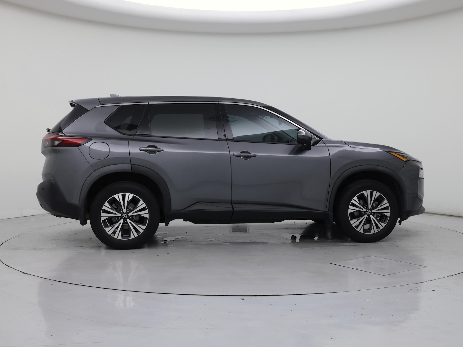 2021 Nissan Rogue SV - Photo 8