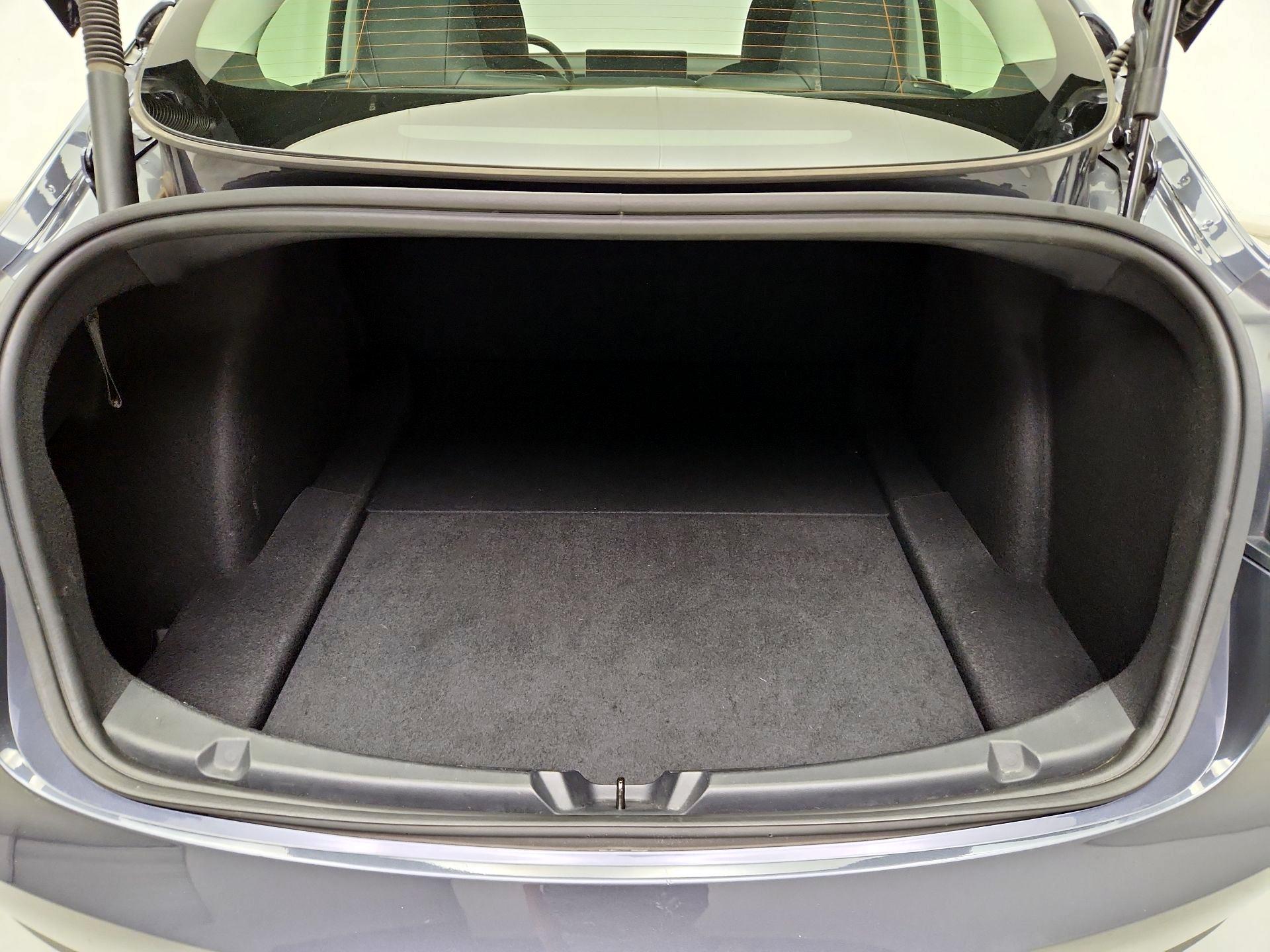 Thumbnail: 2023 Tesla Model 3 - 19