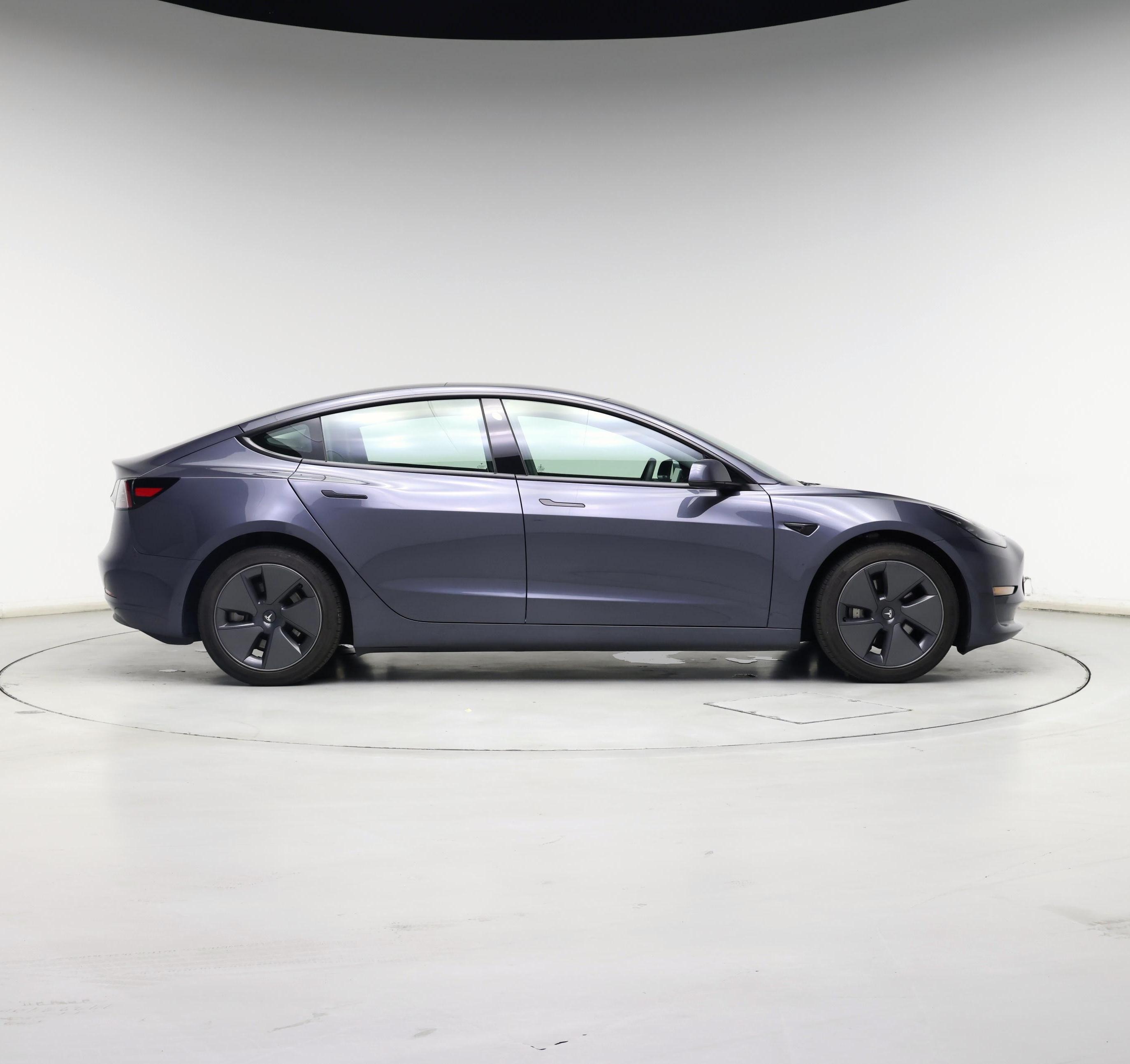 Thumbnail: 2023 Tesla Model 3 - 7