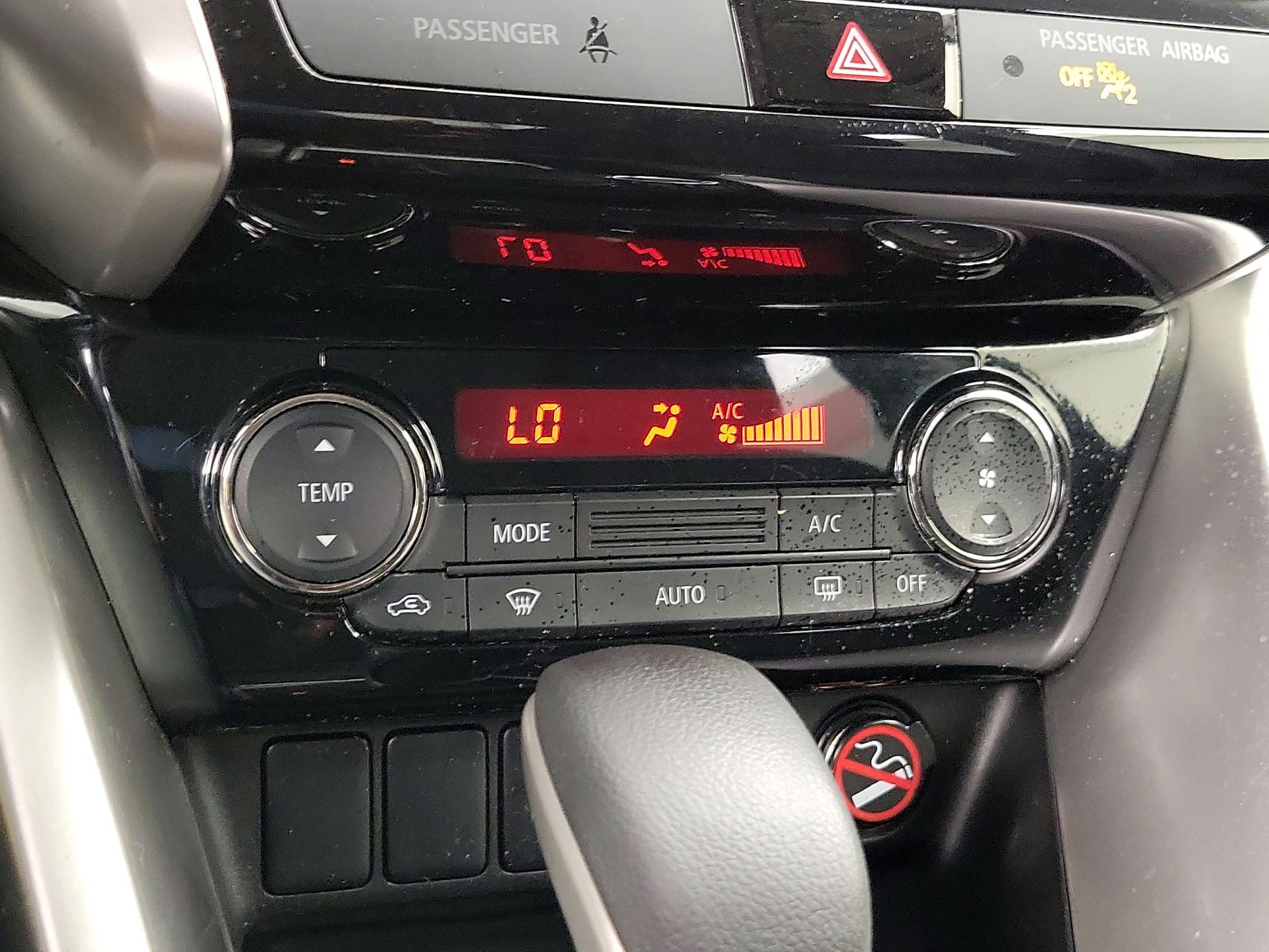 Thumbnail: 2020 Mitsubishi Eclipse Cross - 16