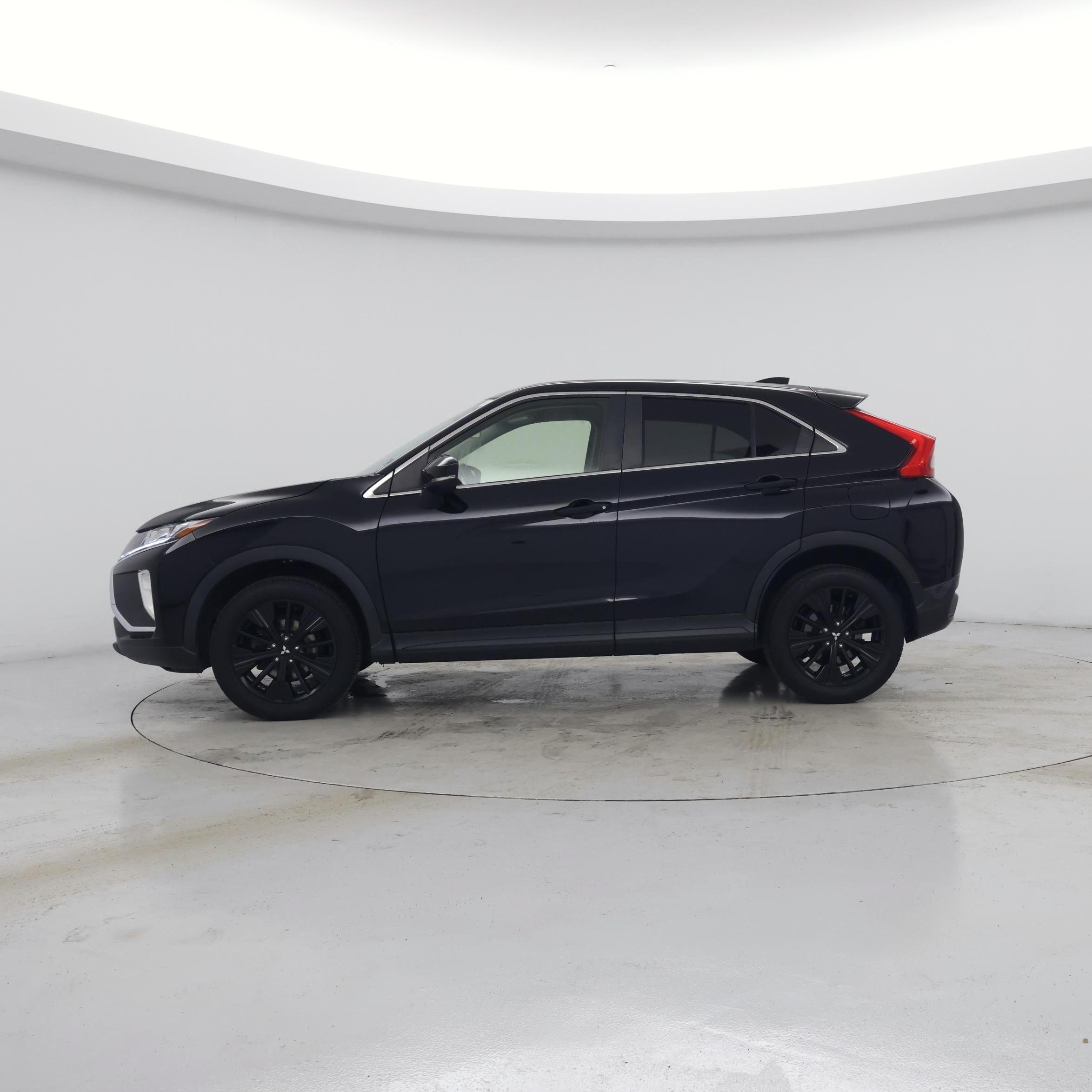 Thumbnail: 2020 Mitsubishi Eclipse Cross - 3