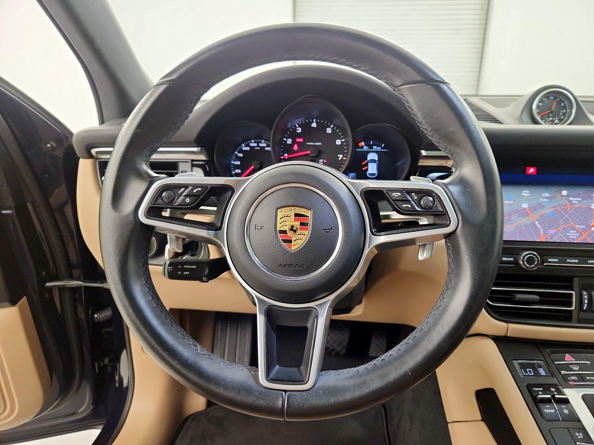 Thumbnail: 2020 Porsche Macan - 9