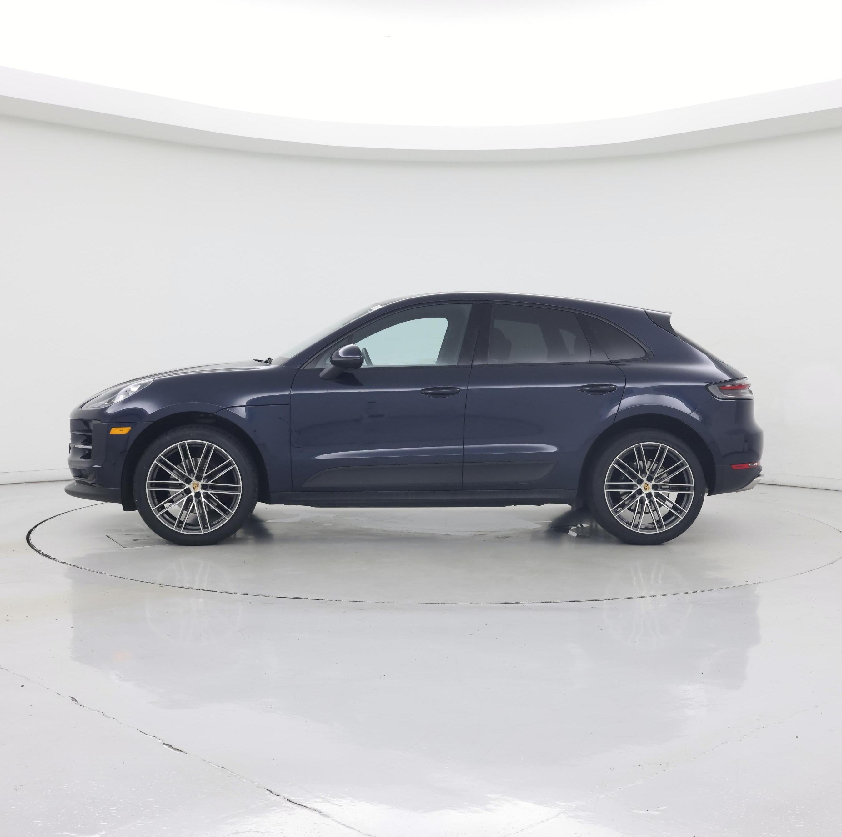 Thumbnail: 2020 Porsche Macan - 3
