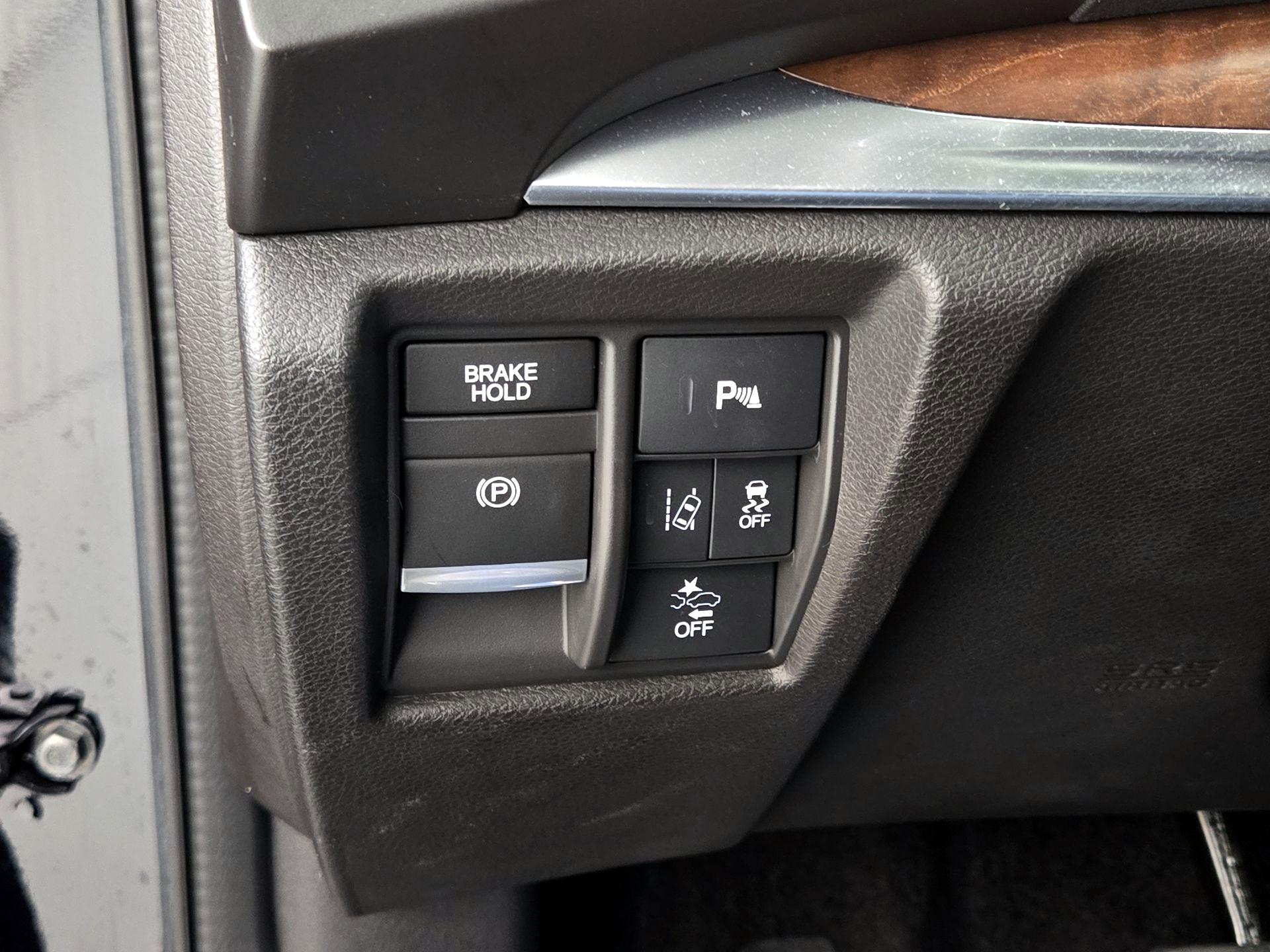 Thumbnail: 2019 Acura MDX - 13