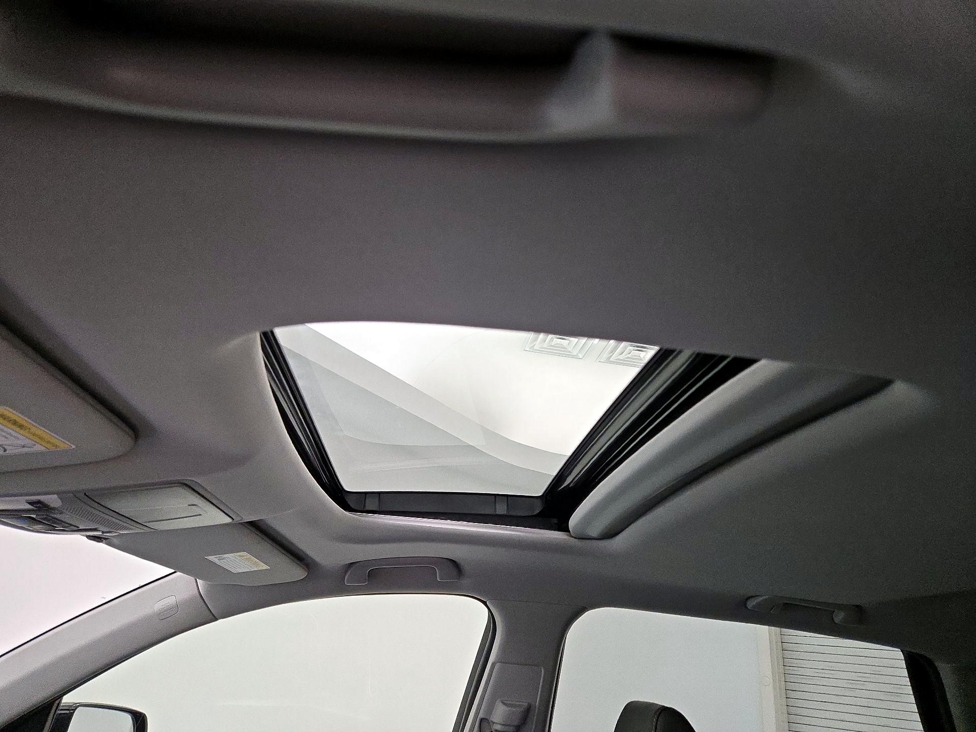 Thumbnail: 2019 Acura MDX - 20