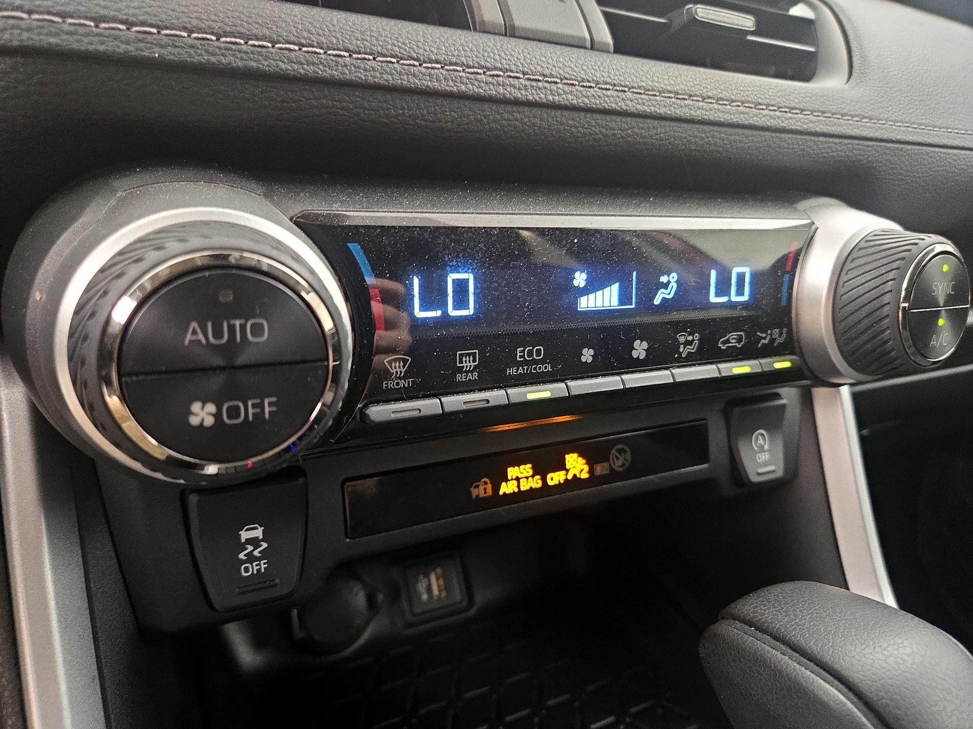 Thumbnail: 2023 Toyota RAV4 - 16