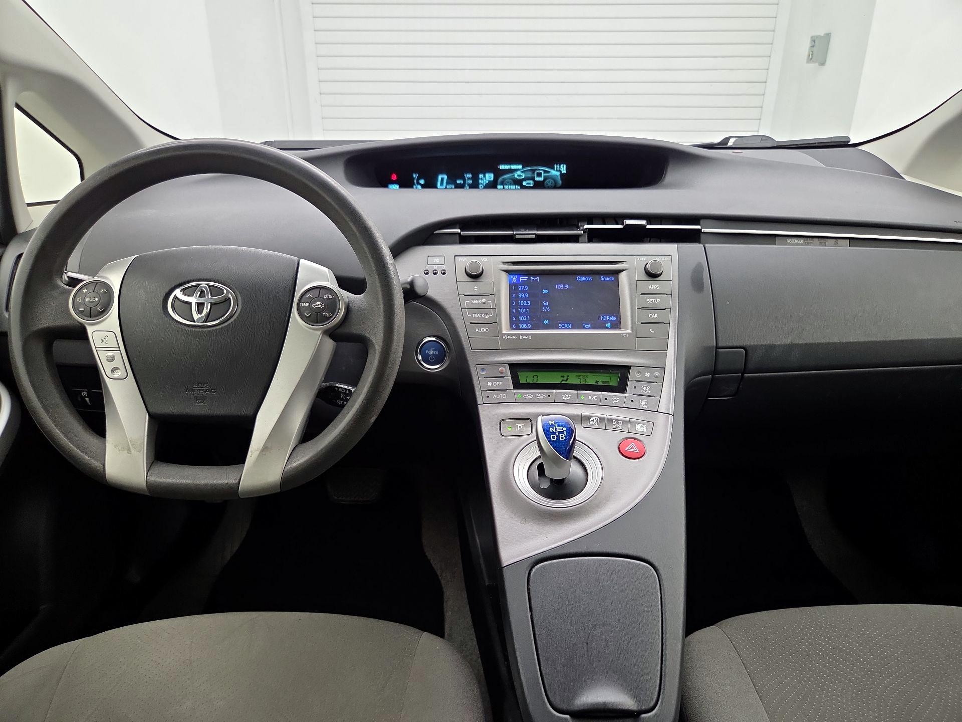 Thumbnail: 2014 Toyota Prius - 9