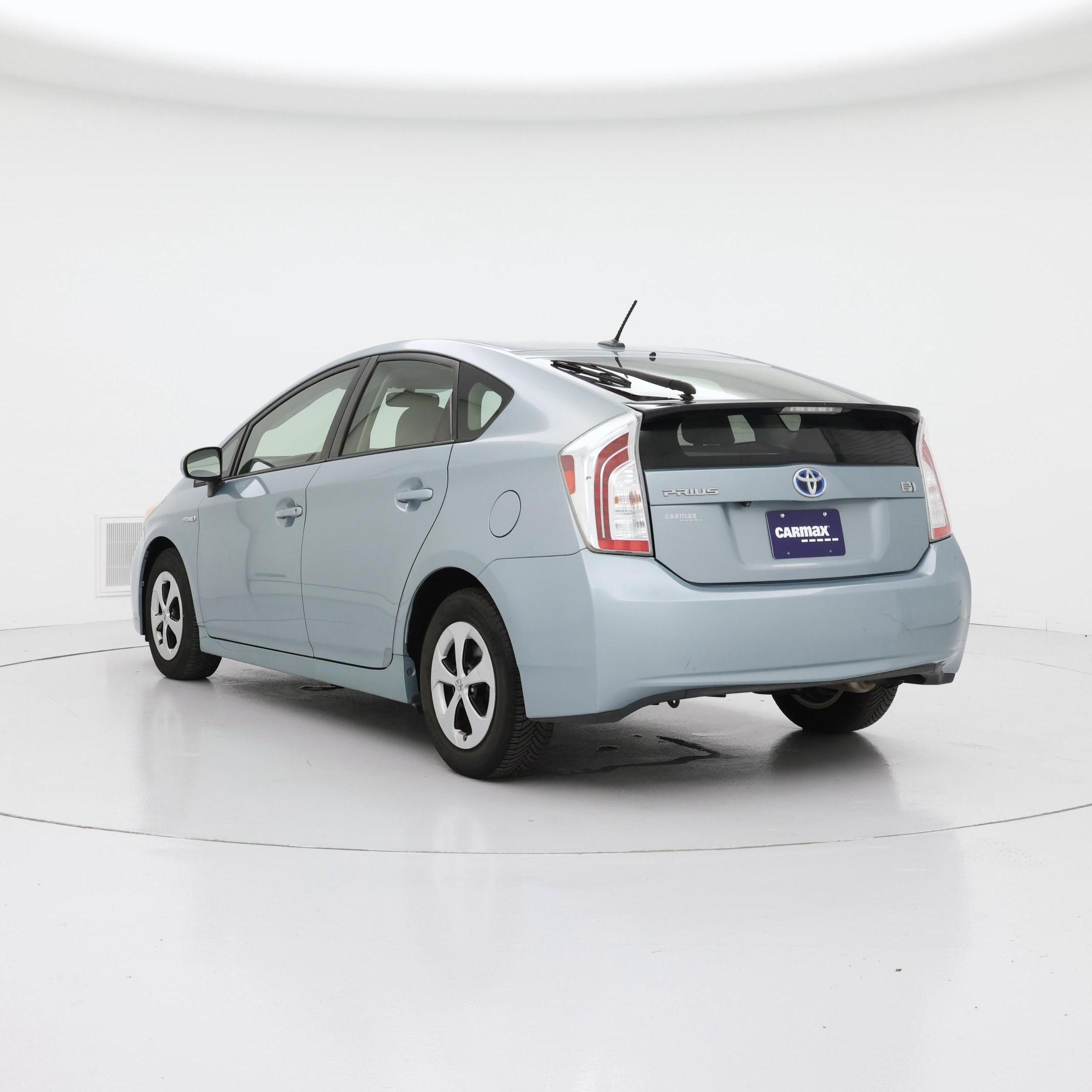 Thumbnail: 2014 Toyota Prius - 2