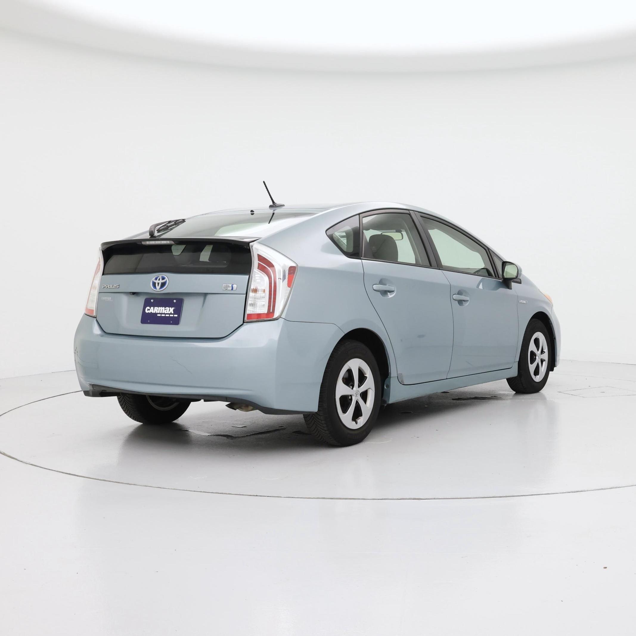 Thumbnail: 2014 Toyota Prius - 8