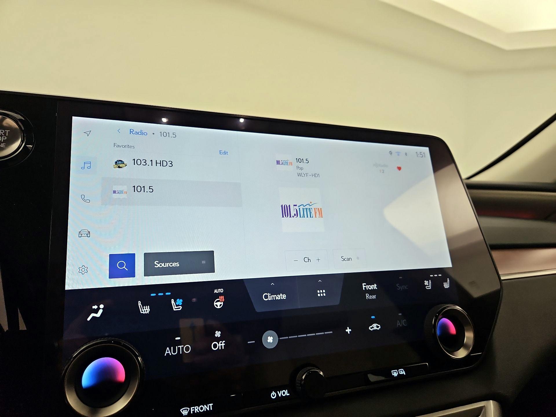 Thumbnail: 2023 Lexus RX - 16
