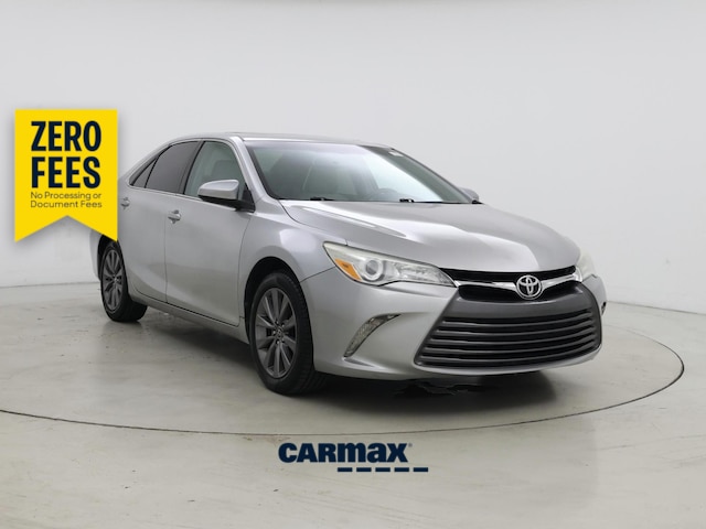 Silver 2016 Toyota Camry Sedan Front-Wheel Drive Automatic