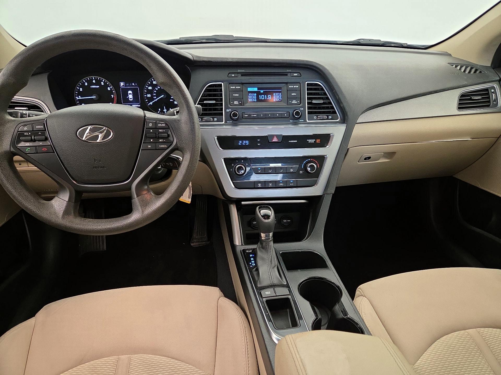 Thumbnail: 2015 Hyundai Sonata - 9