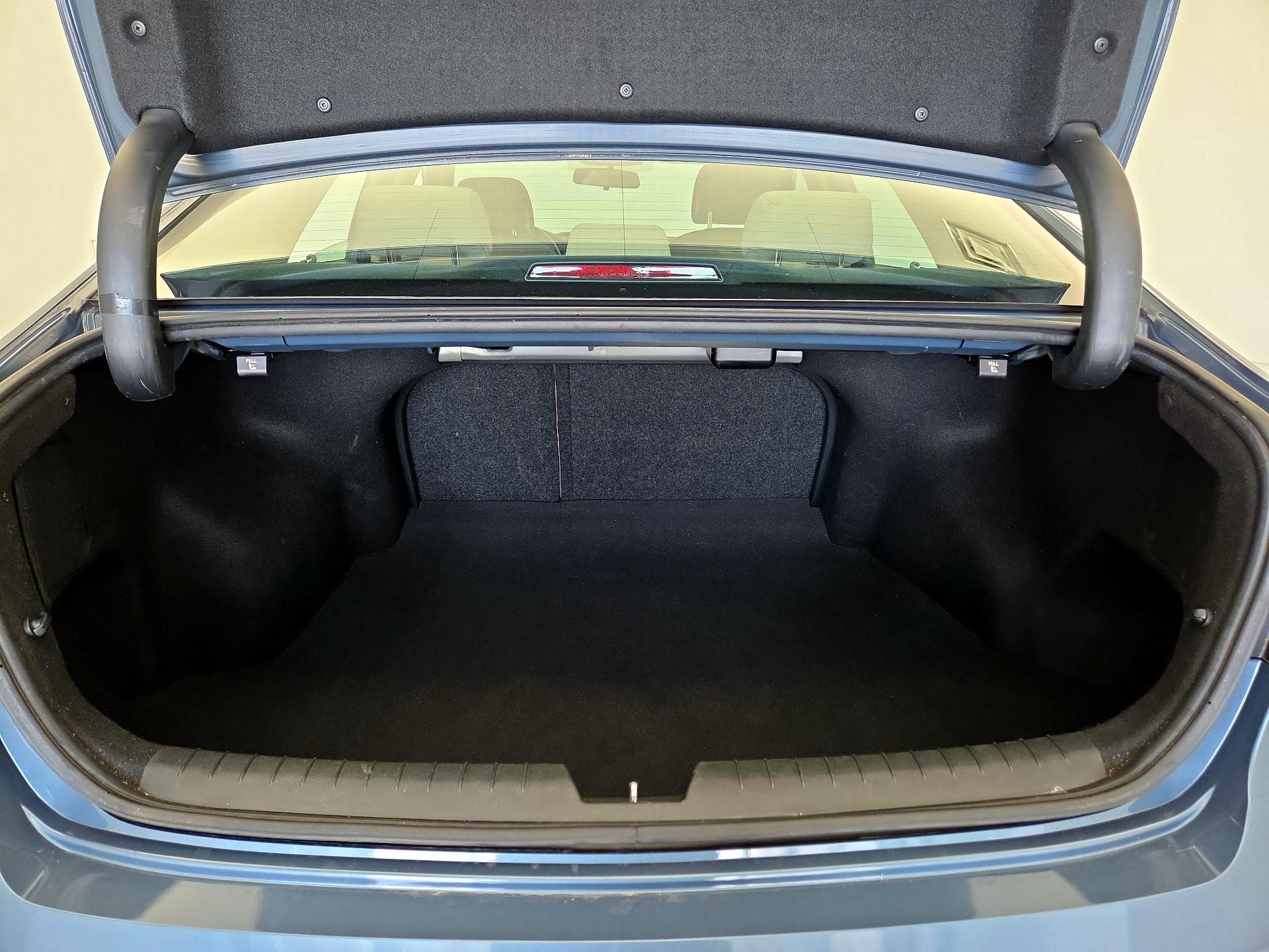 Thumbnail: 2015 Hyundai Sonata - 19