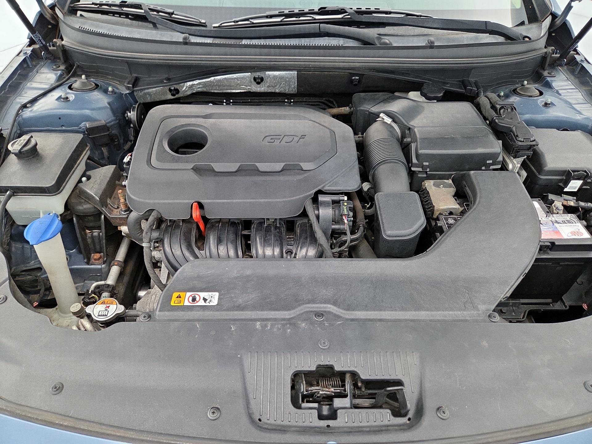 Thumbnail: 2015 Hyundai Sonata - 20