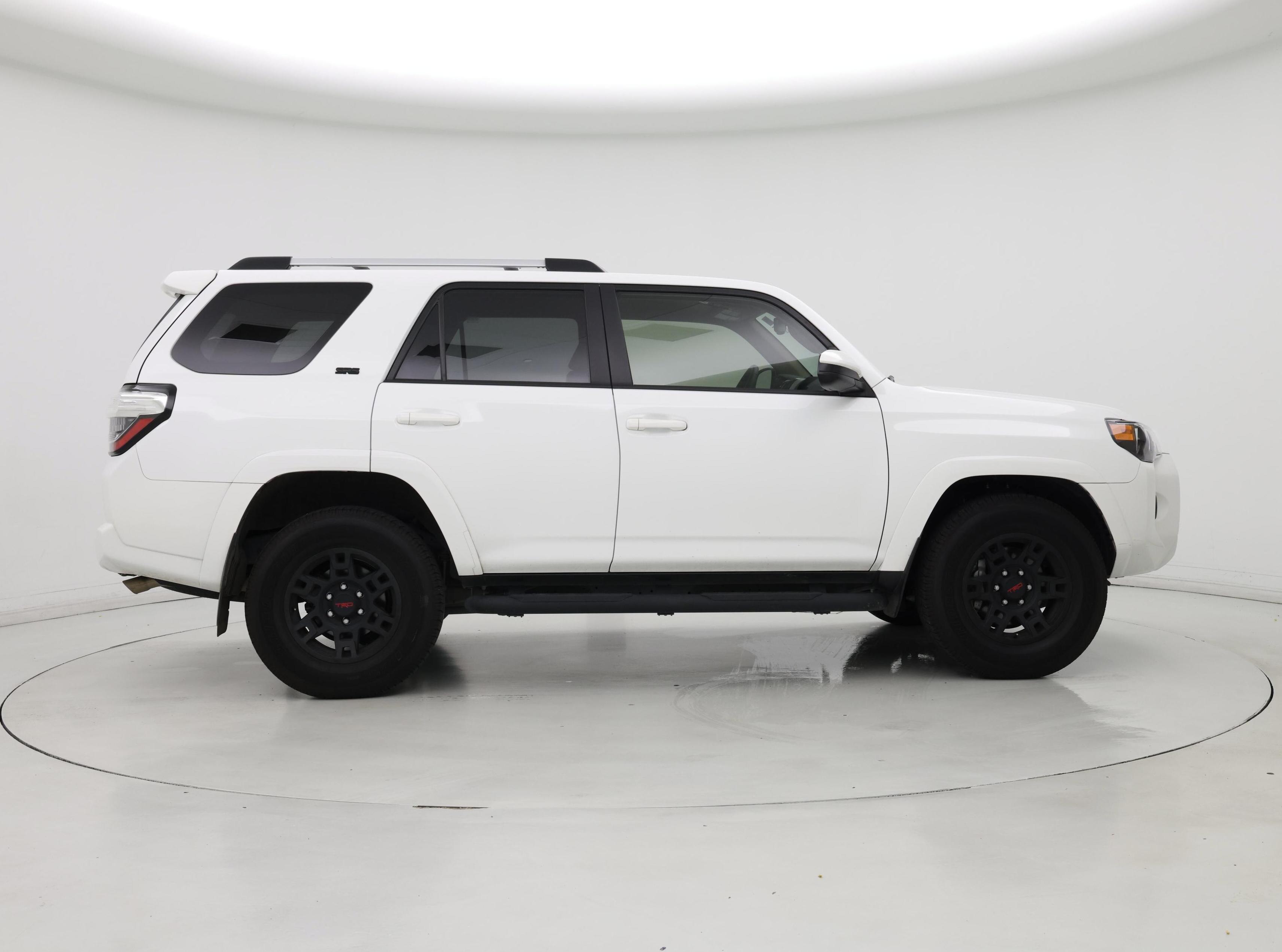 Thumbnail: 2024 Toyota 4Runner - 7