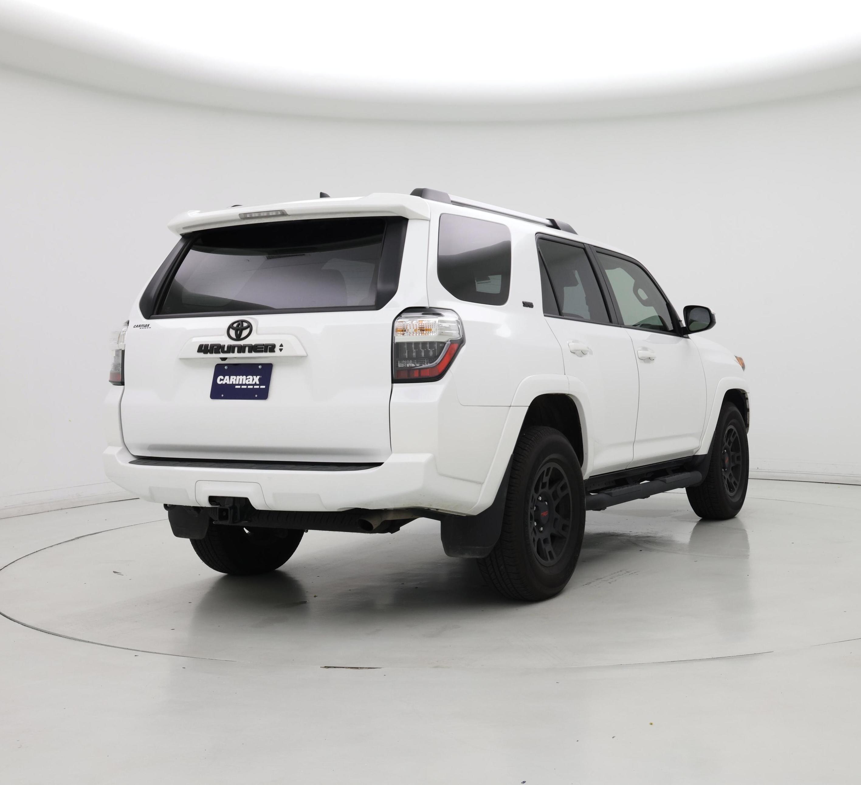 Thumbnail: 2024 Toyota 4Runner - 8