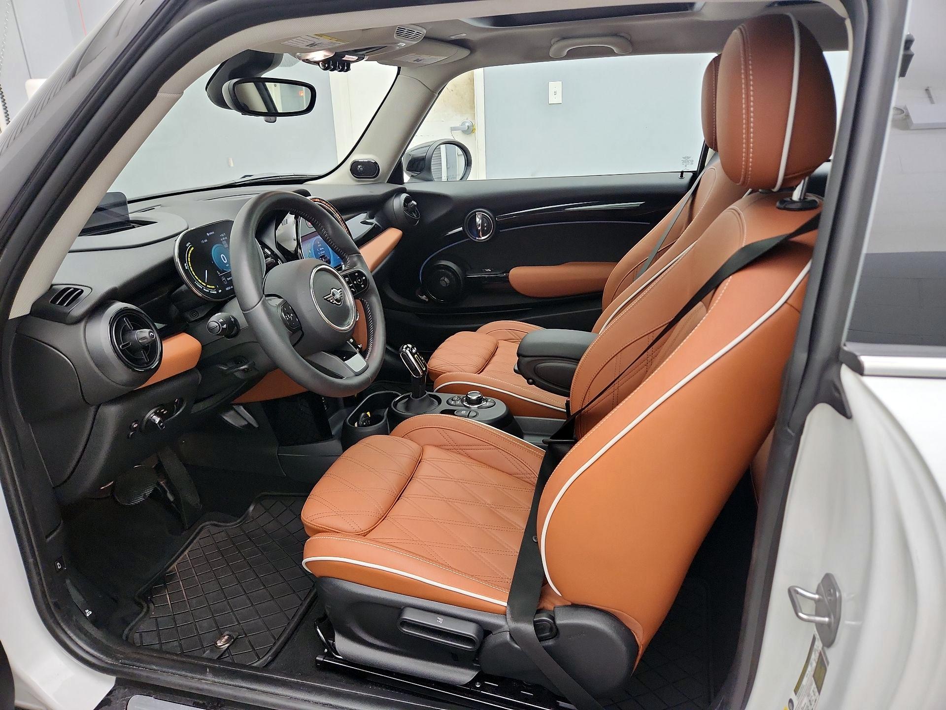 Thumbnail: 2024 MINI Cooper Hardtop - 11