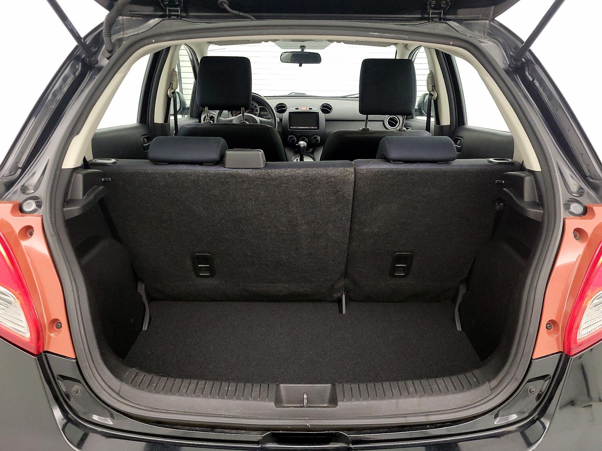 Thumbnail: 2014 Mazda Mazda2 - 19