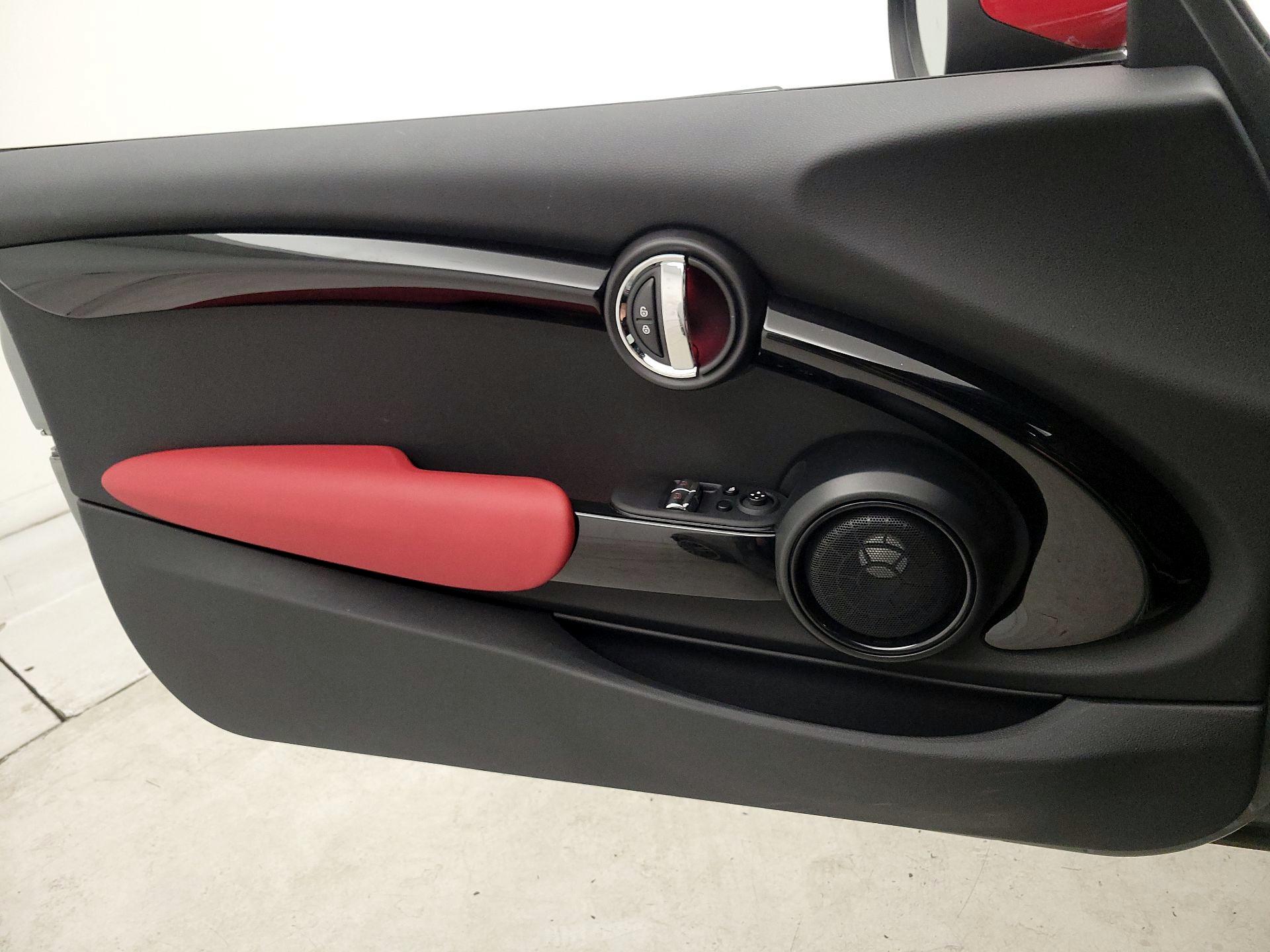 Thumbnail: 2021 MINI Cooper Hardtop - 12