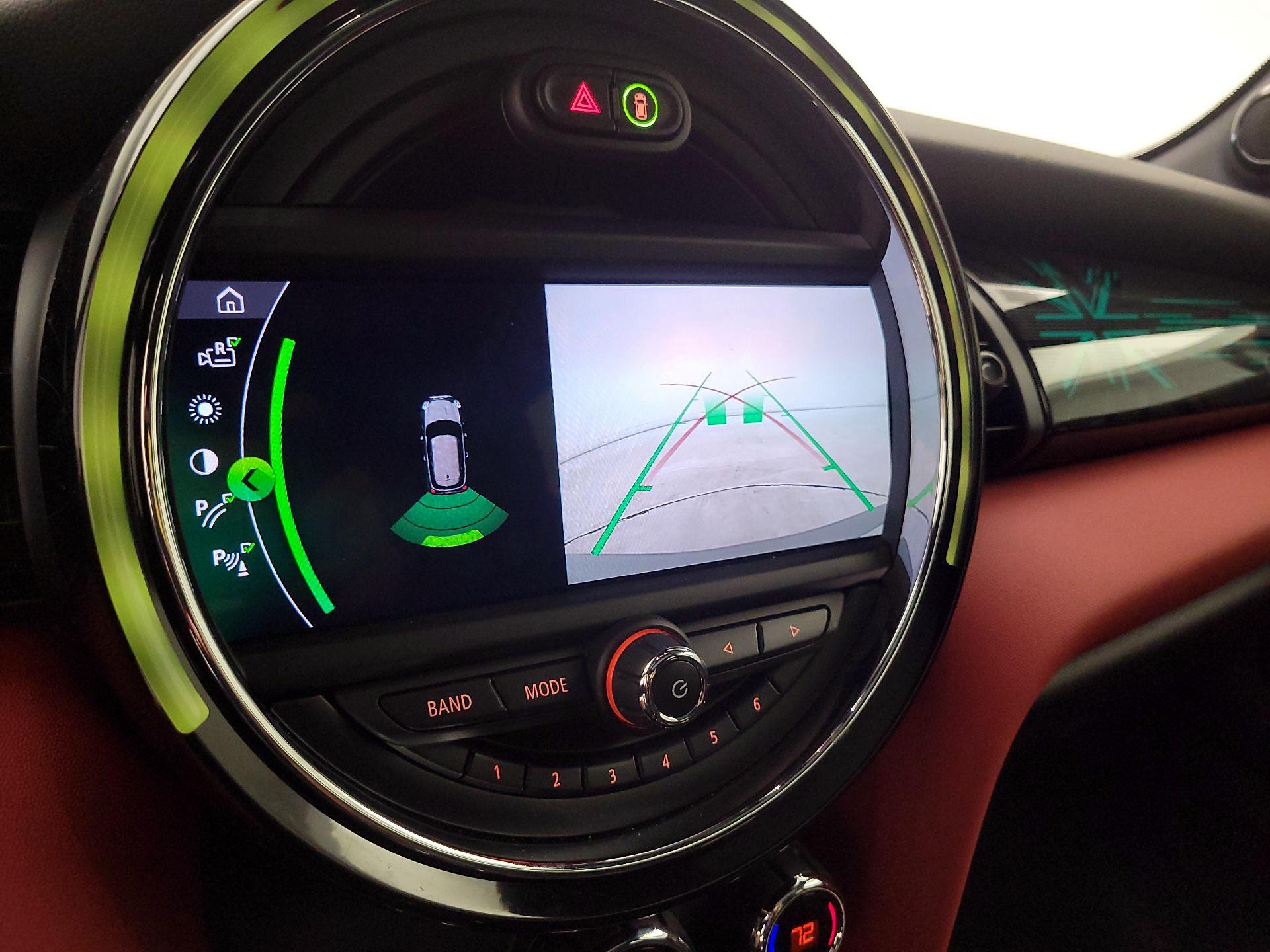 Thumbnail: 2021 MINI Cooper Hardtop - 14