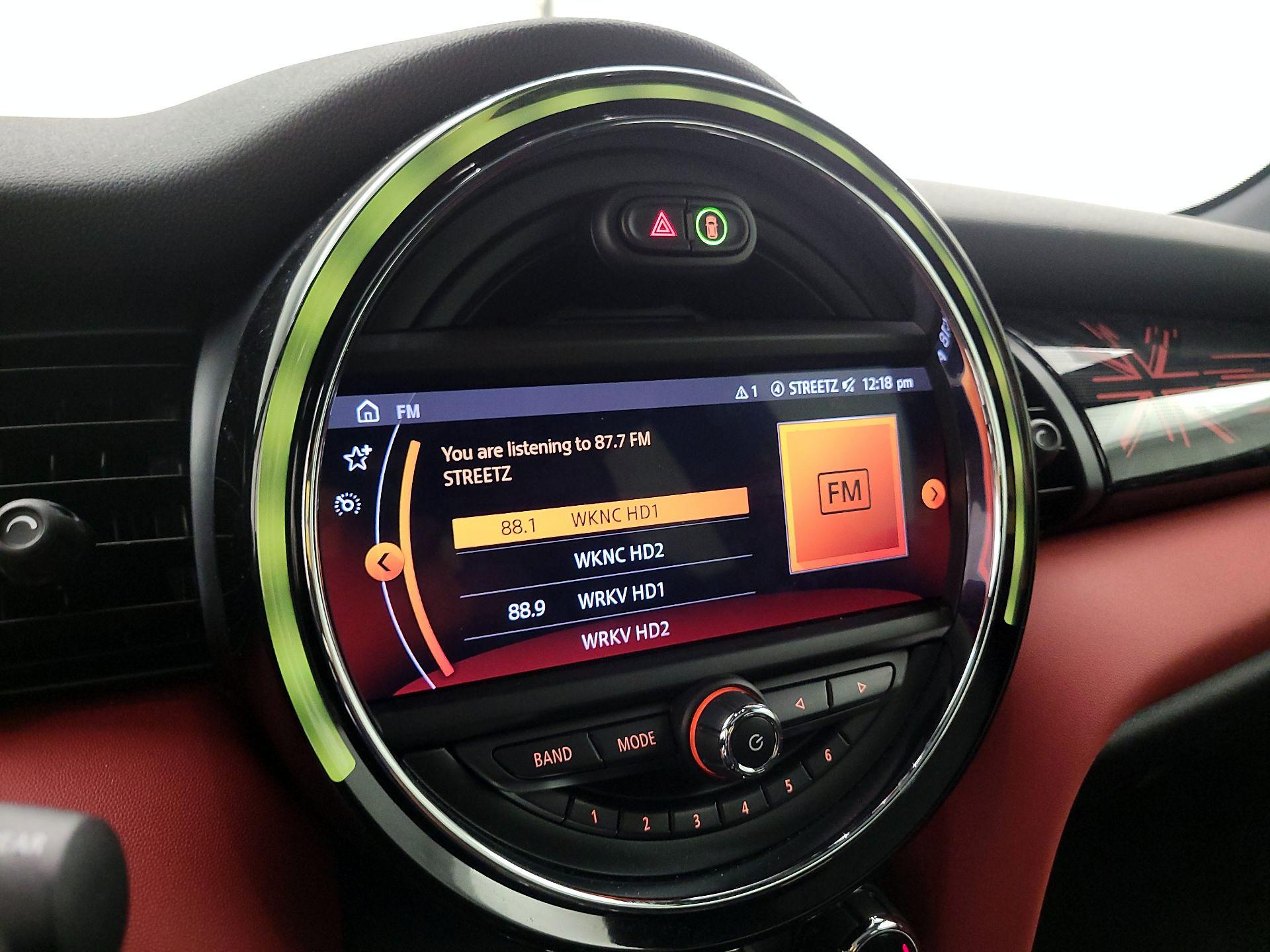 Thumbnail: 2021 MINI Cooper Hardtop - 15