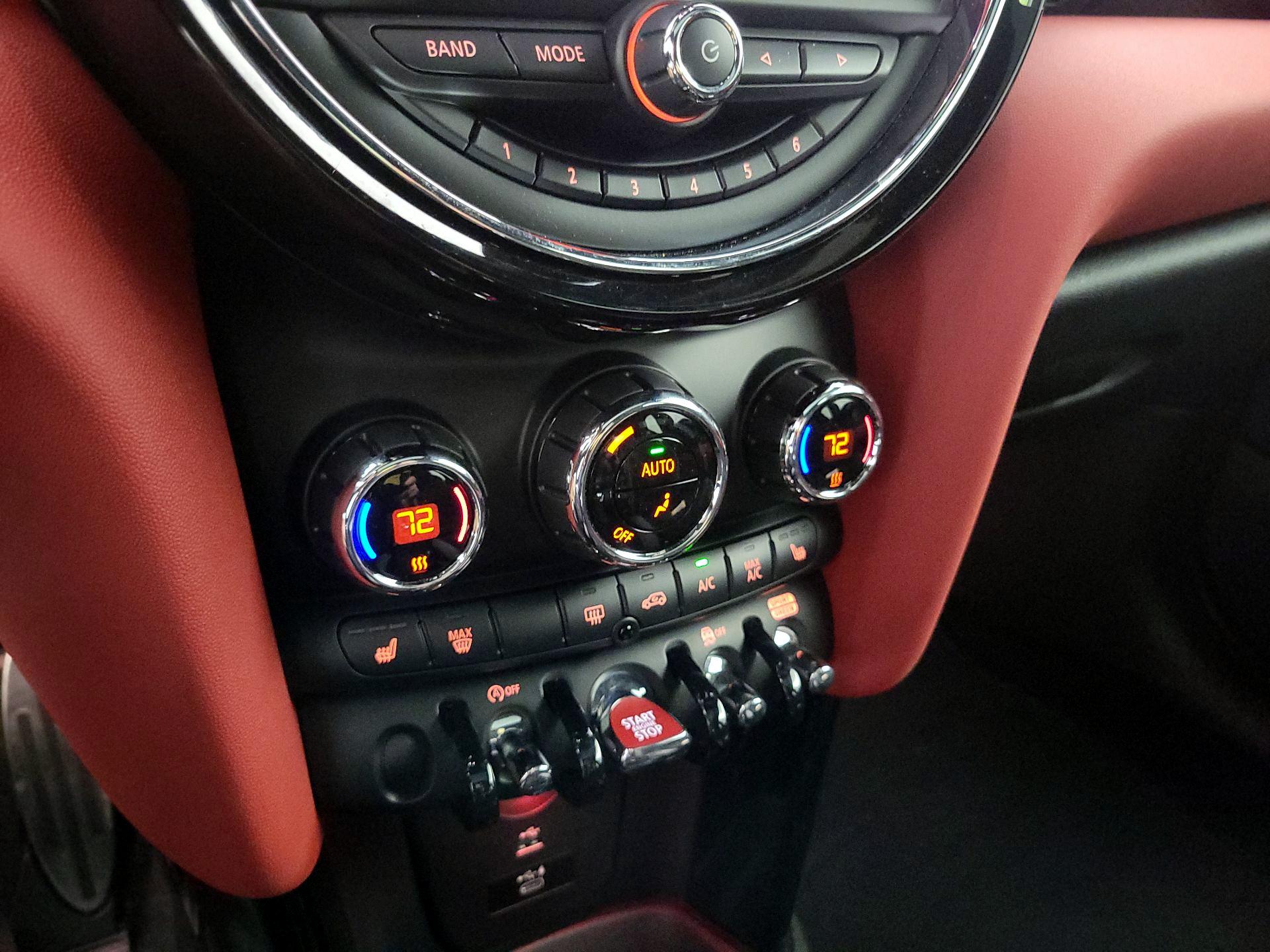 Thumbnail: 2021 MINI Cooper Hardtop - 16