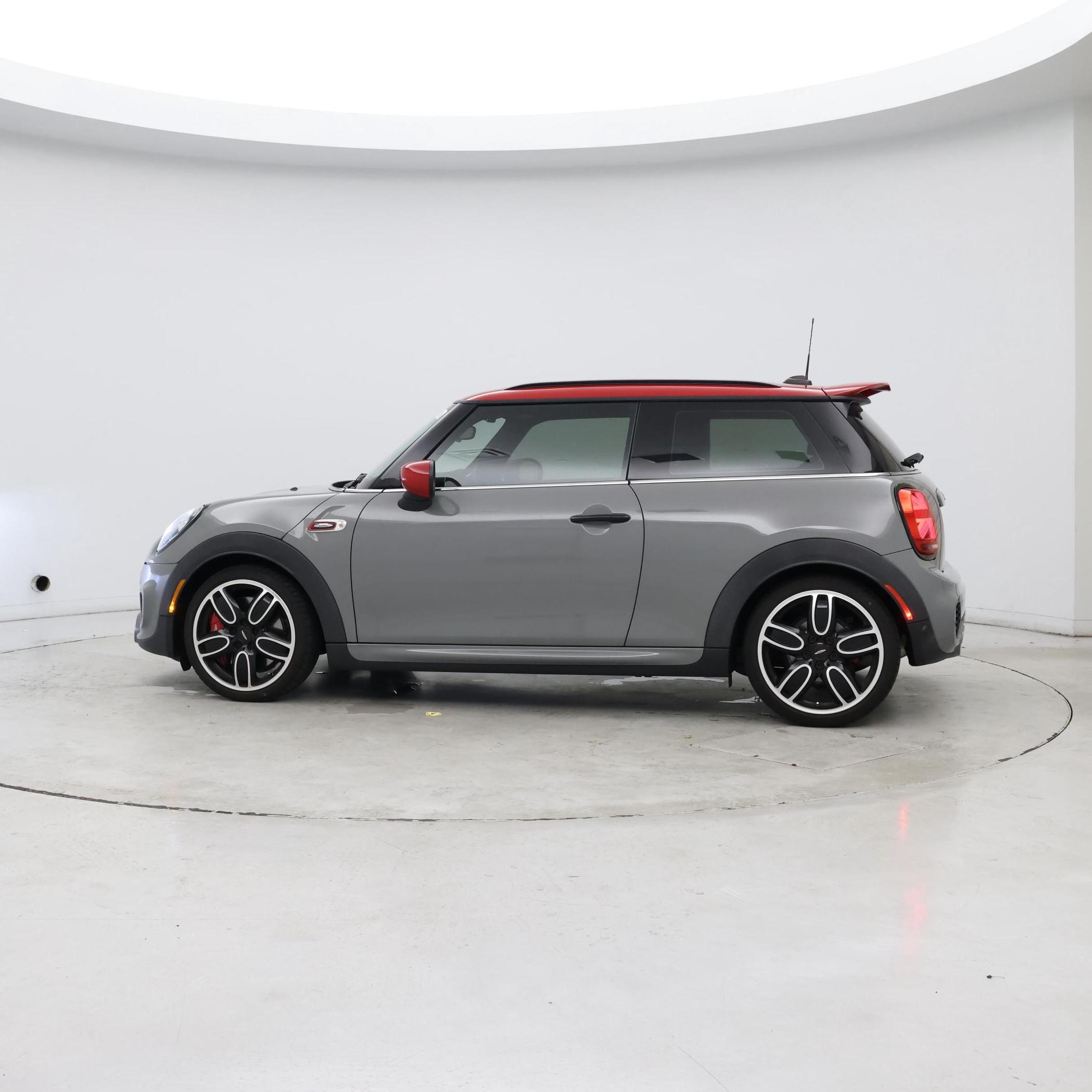 Thumbnail: 2021 MINI Cooper Hardtop - 3
