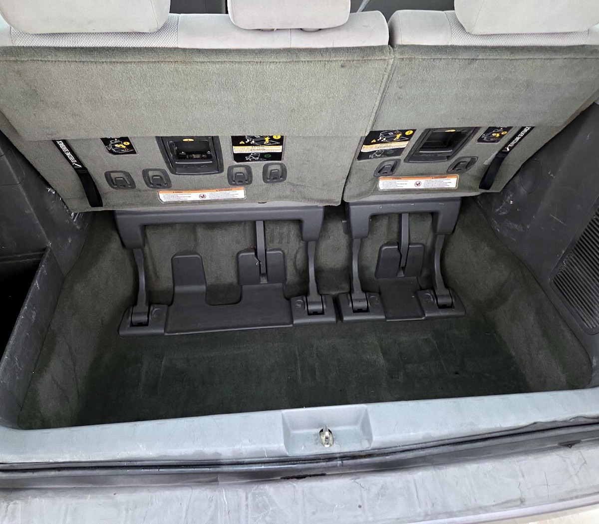 Trunk/Cargo (Seats Up)