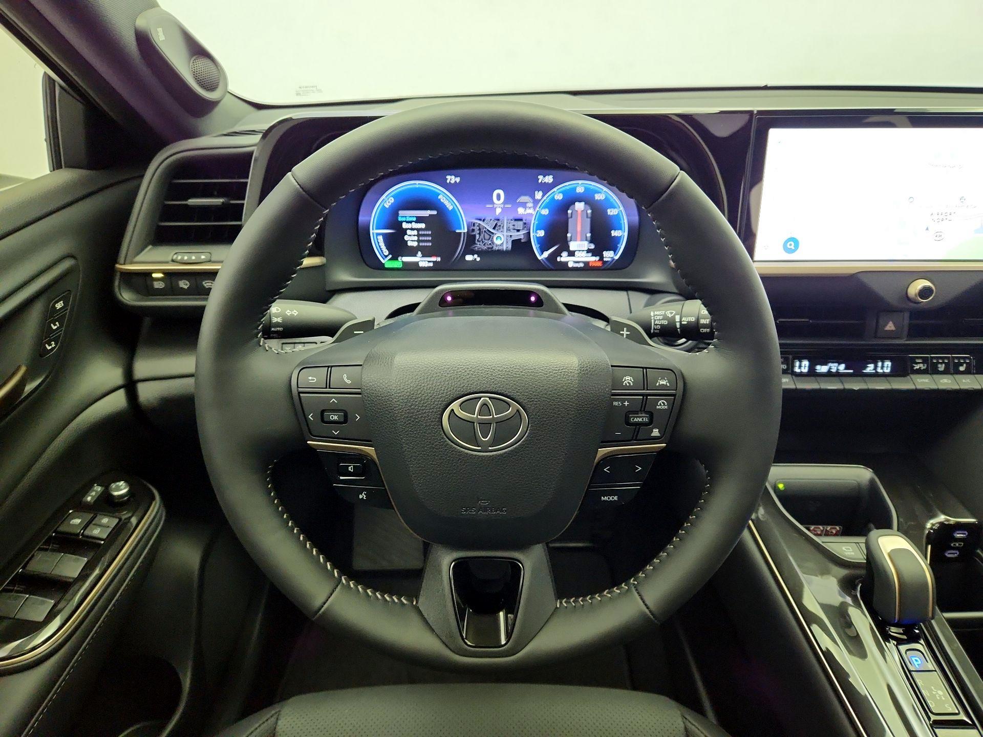 Thumbnail: 2026 Toyota Crown Signia - 10