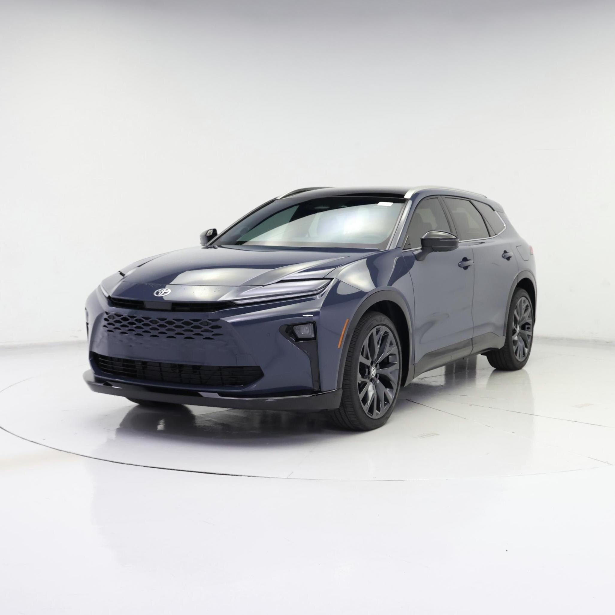 Thumbnail: 2026 Toyota Crown Signia - 4