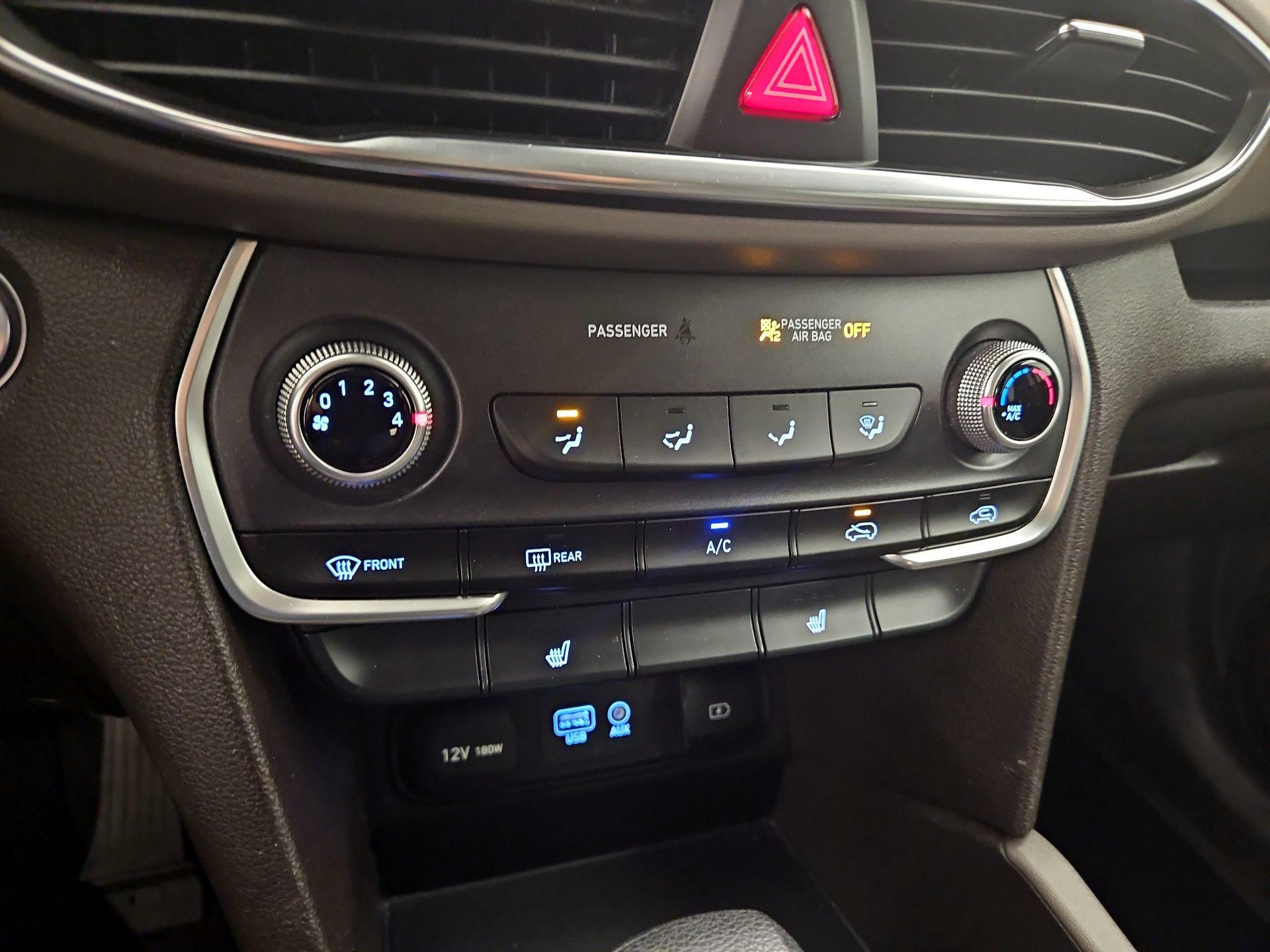 Thumbnail: 2020 Hyundai Santa Fe - 16
