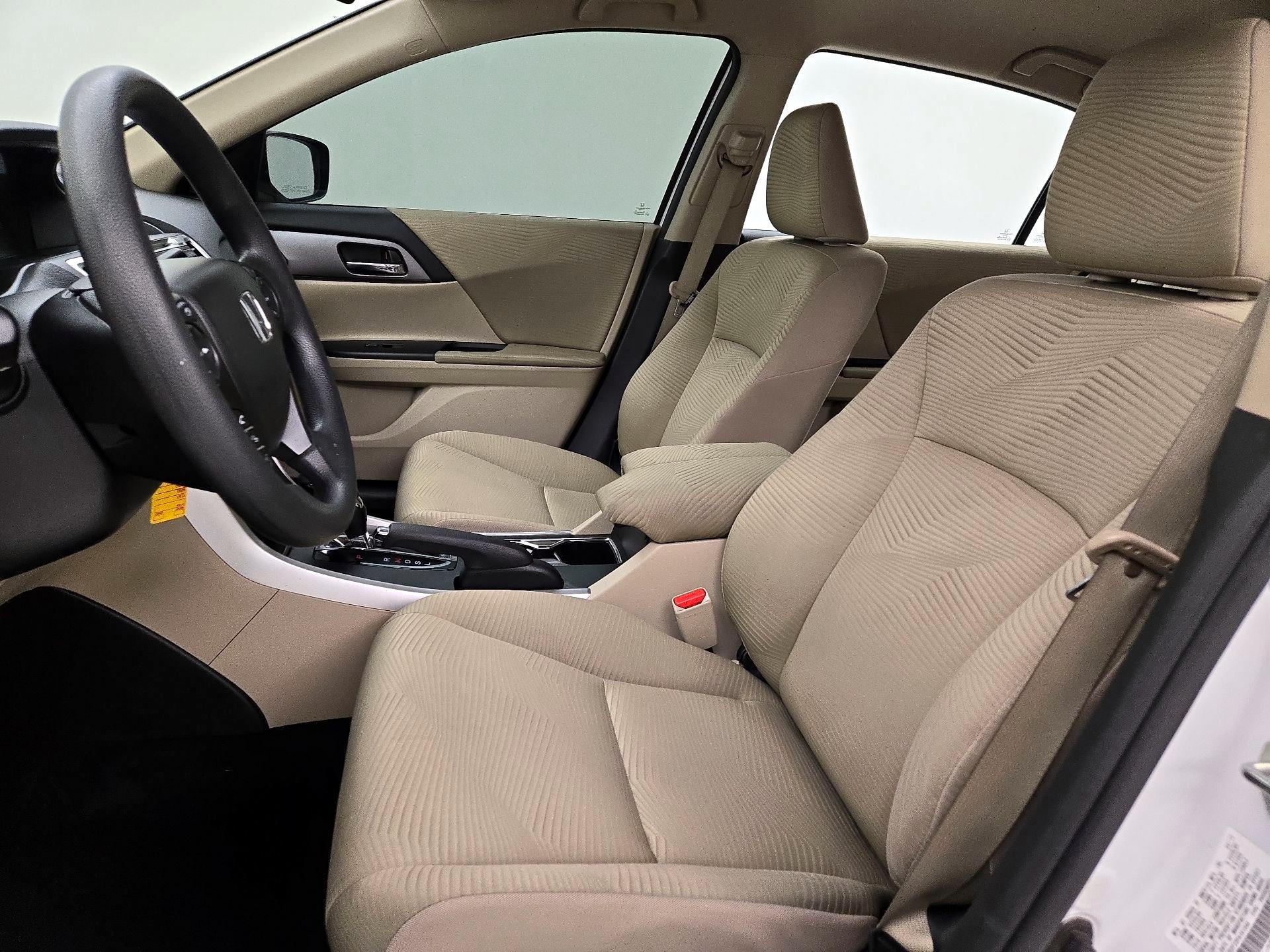 Thumbnail: 2015 Honda Accord - 11