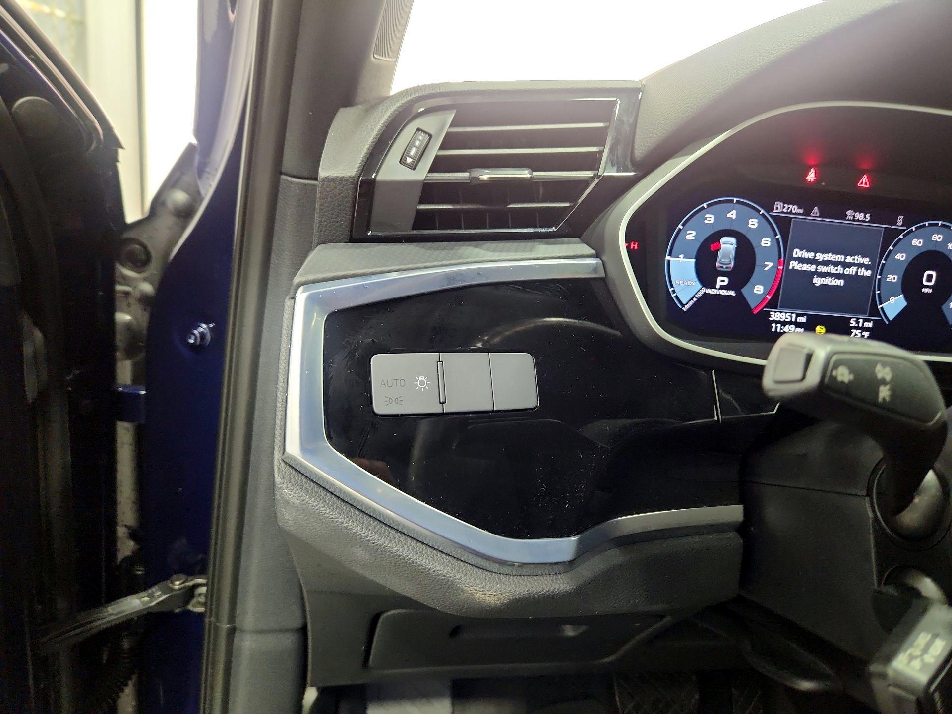 Thumbnail: 2022 Audi Q3 - 13