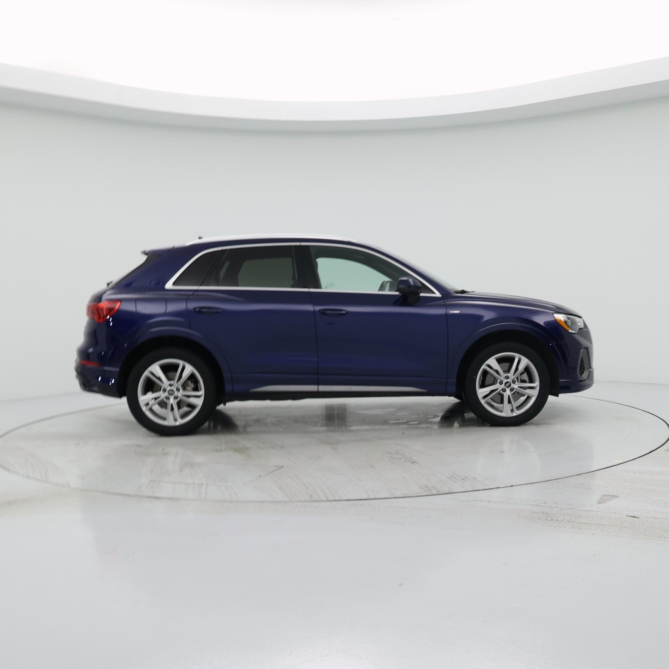 Thumbnail: 2022 Audi Q3 - 7