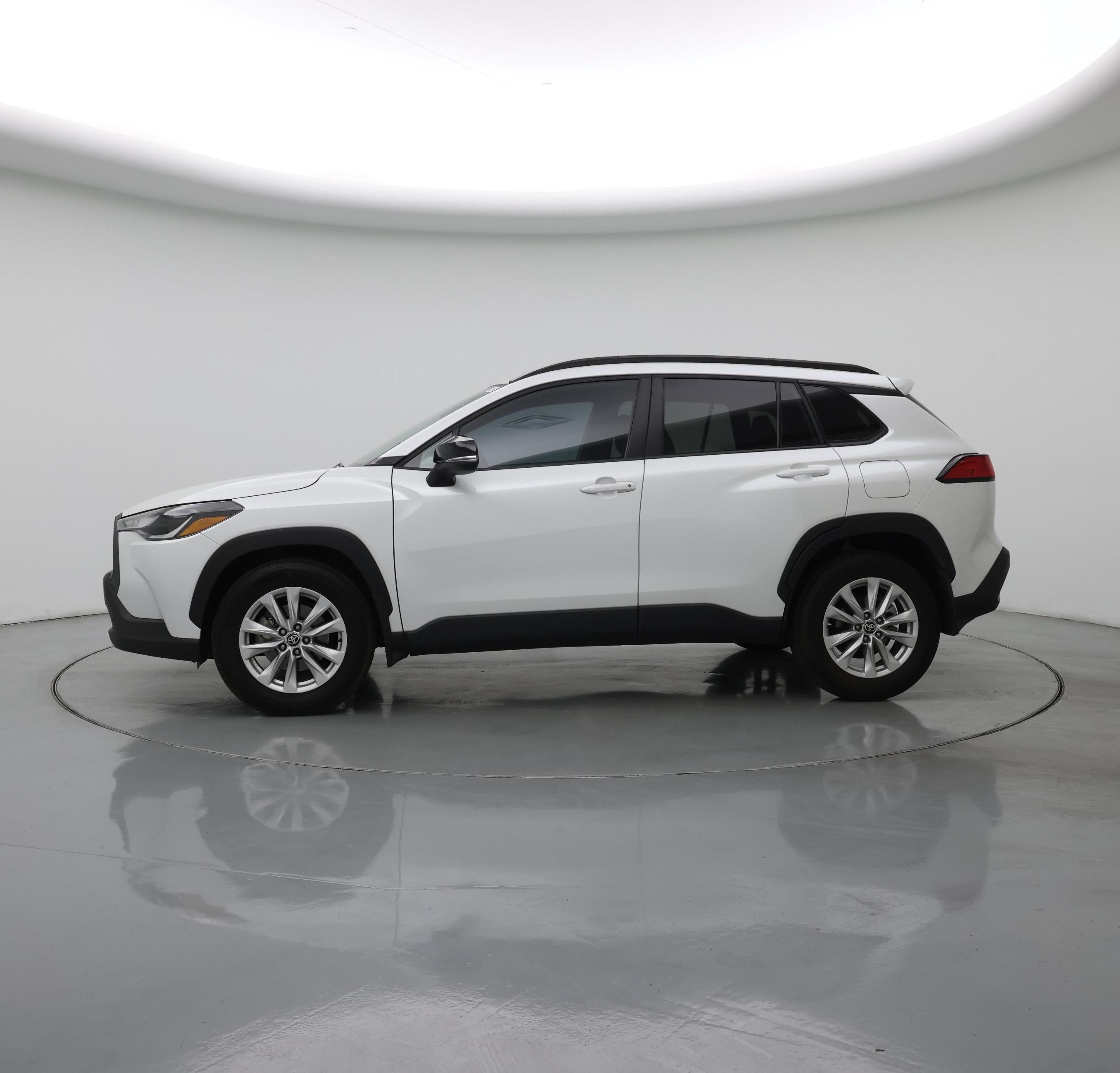 Thumbnail: 2025 Toyota Corolla Cross - 3