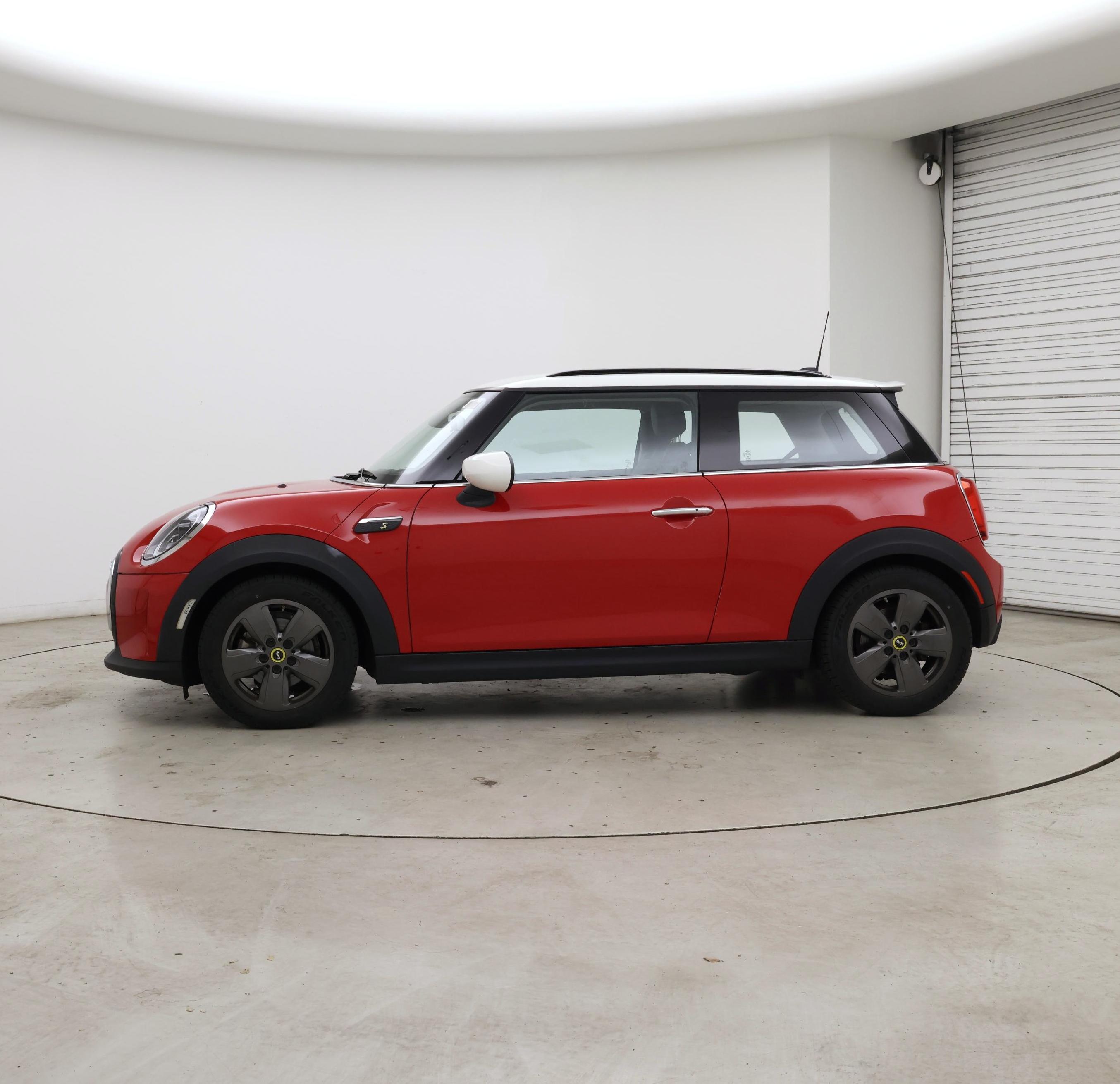 Thumbnail: 2022 MINI Cooper Hardtop - 3