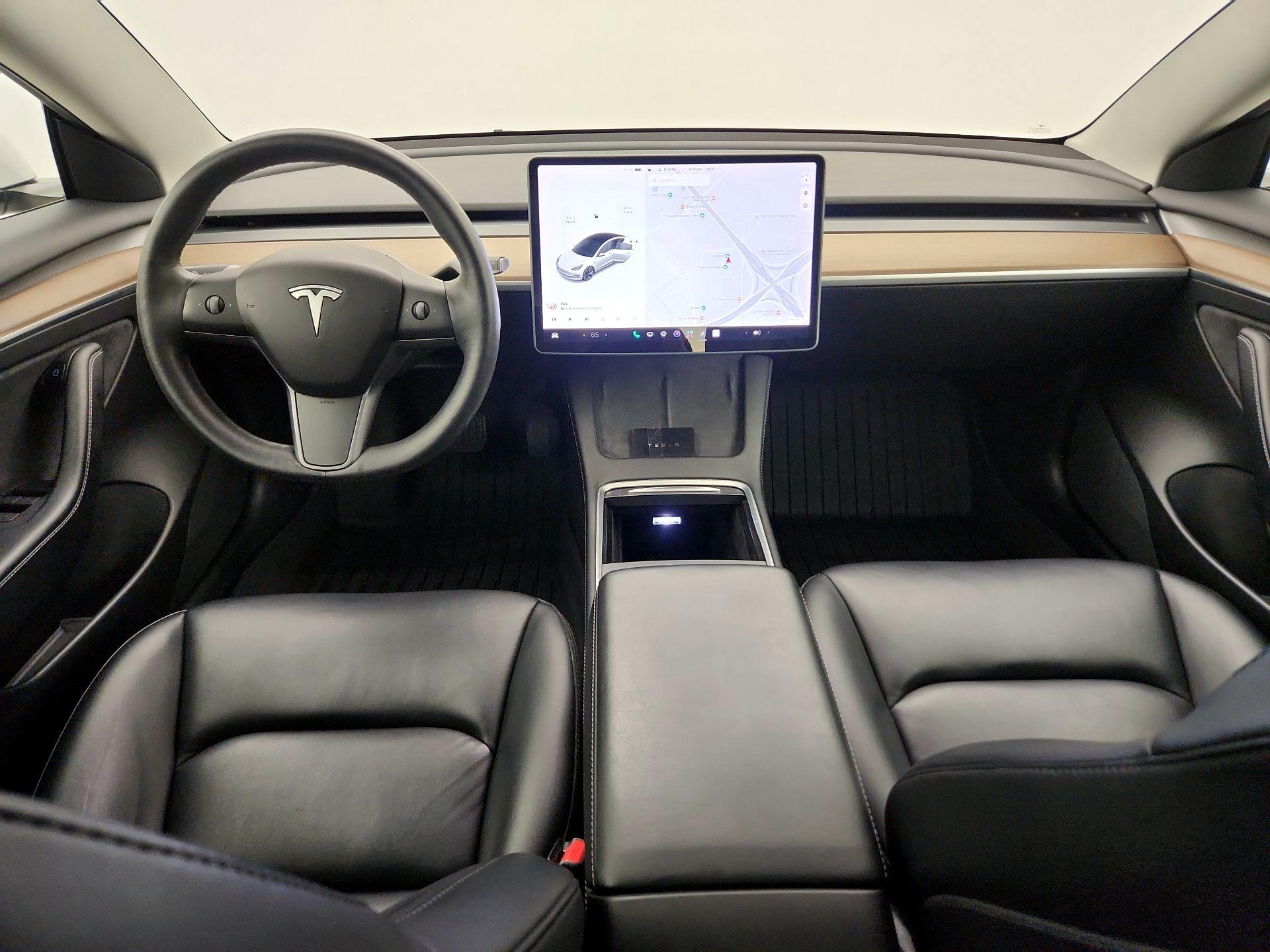 Thumbnail: 2022 Tesla Model 3 - 9