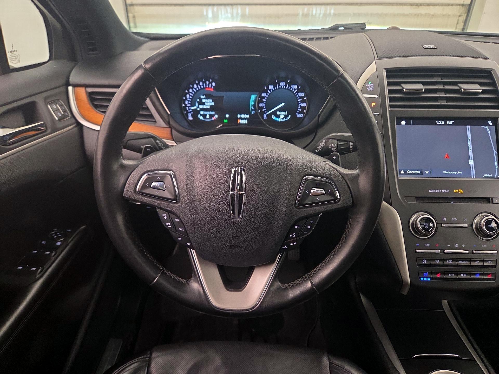 Thumbnail: 2019 Lincoln MKC - 10