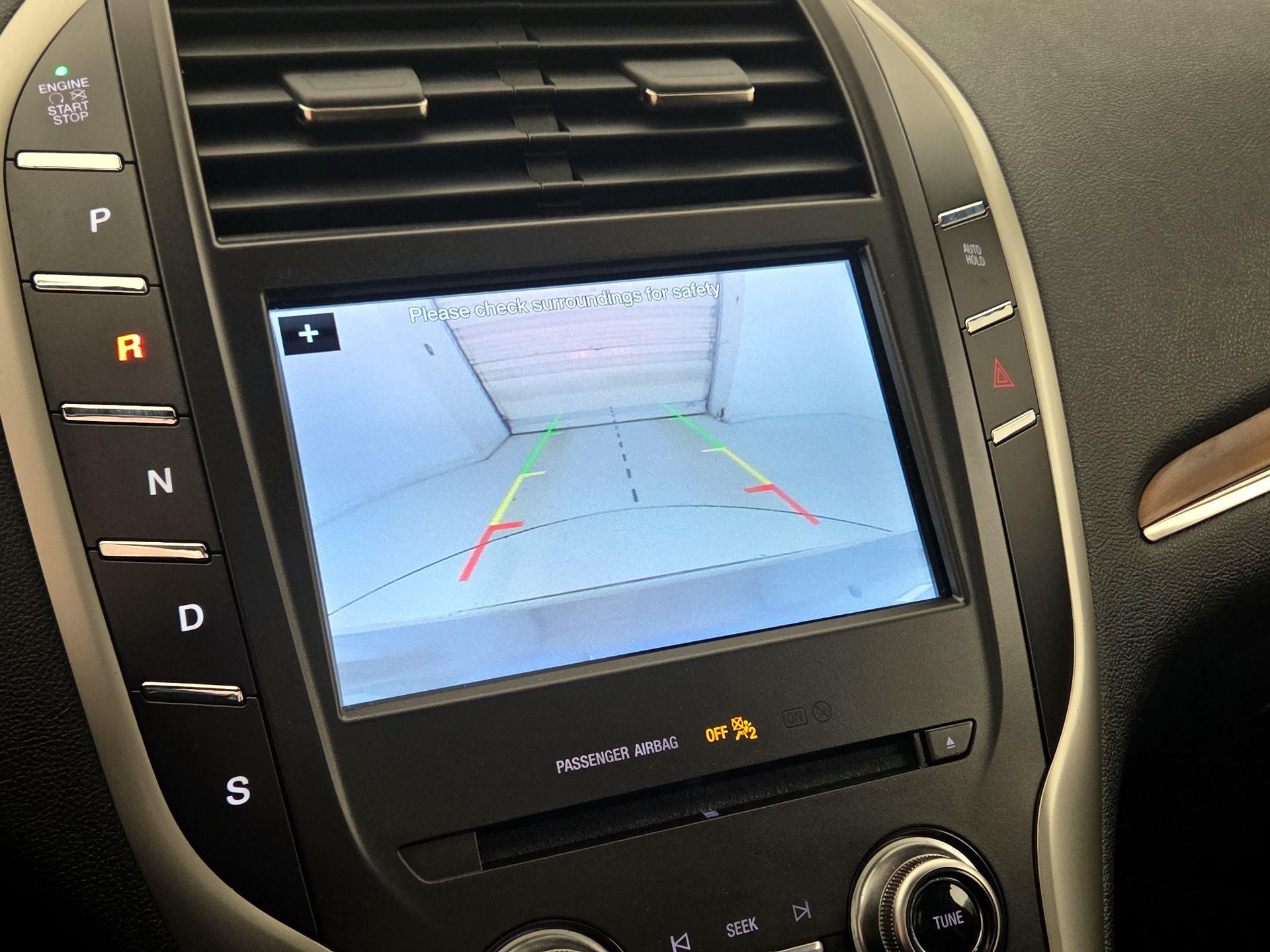 Thumbnail: 2019 Lincoln MKC - 15