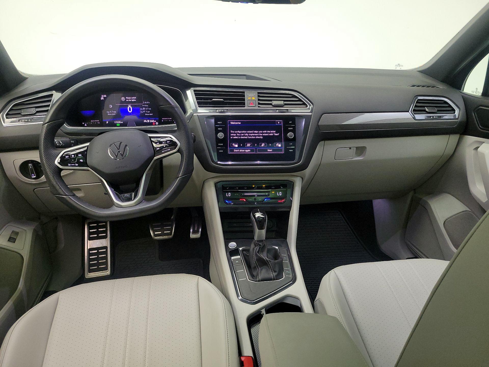 Thumbnail: 2024 Volkswagen Tiguan - 9