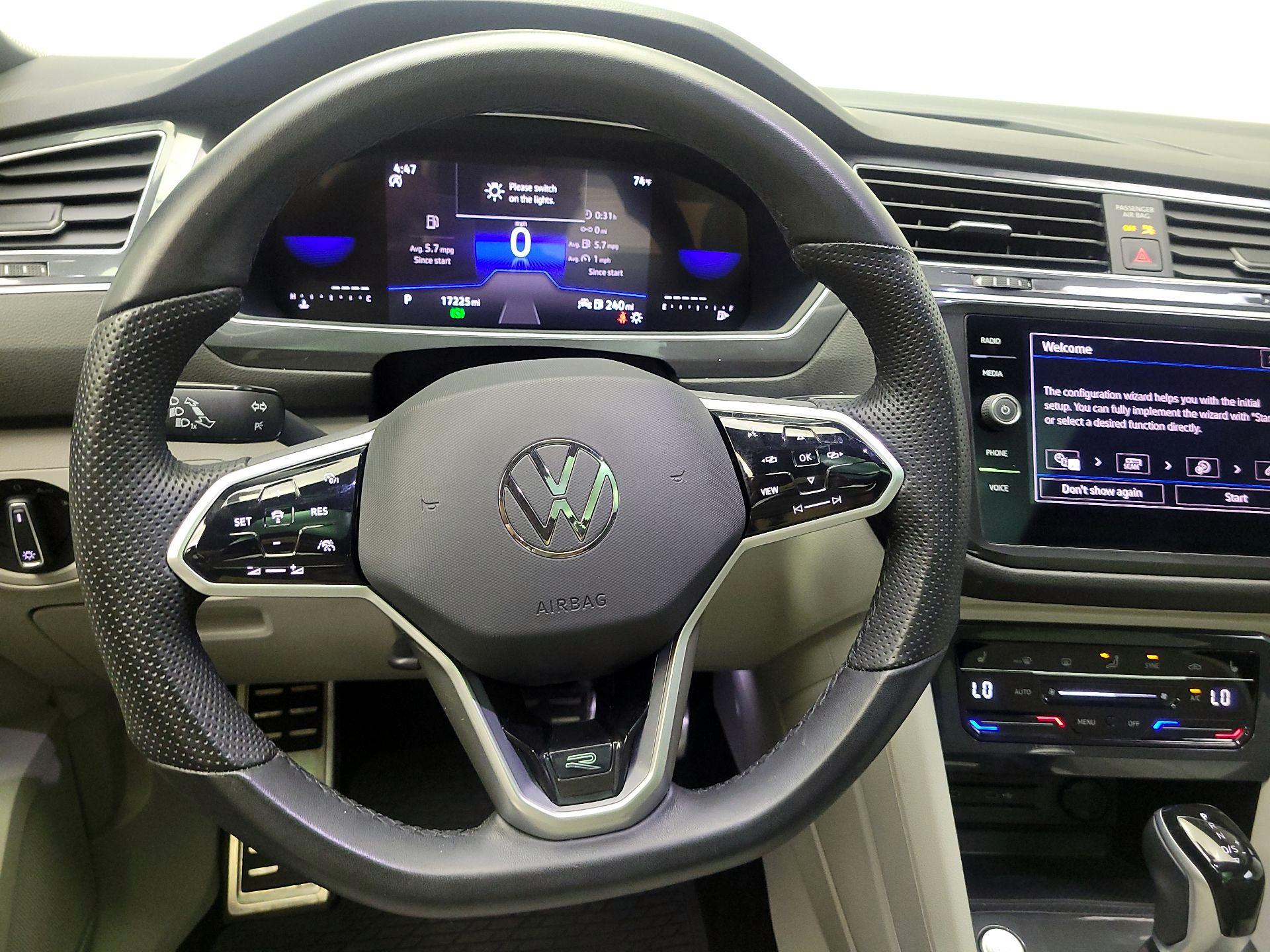 Thumbnail: 2024 Volkswagen Tiguan - 10