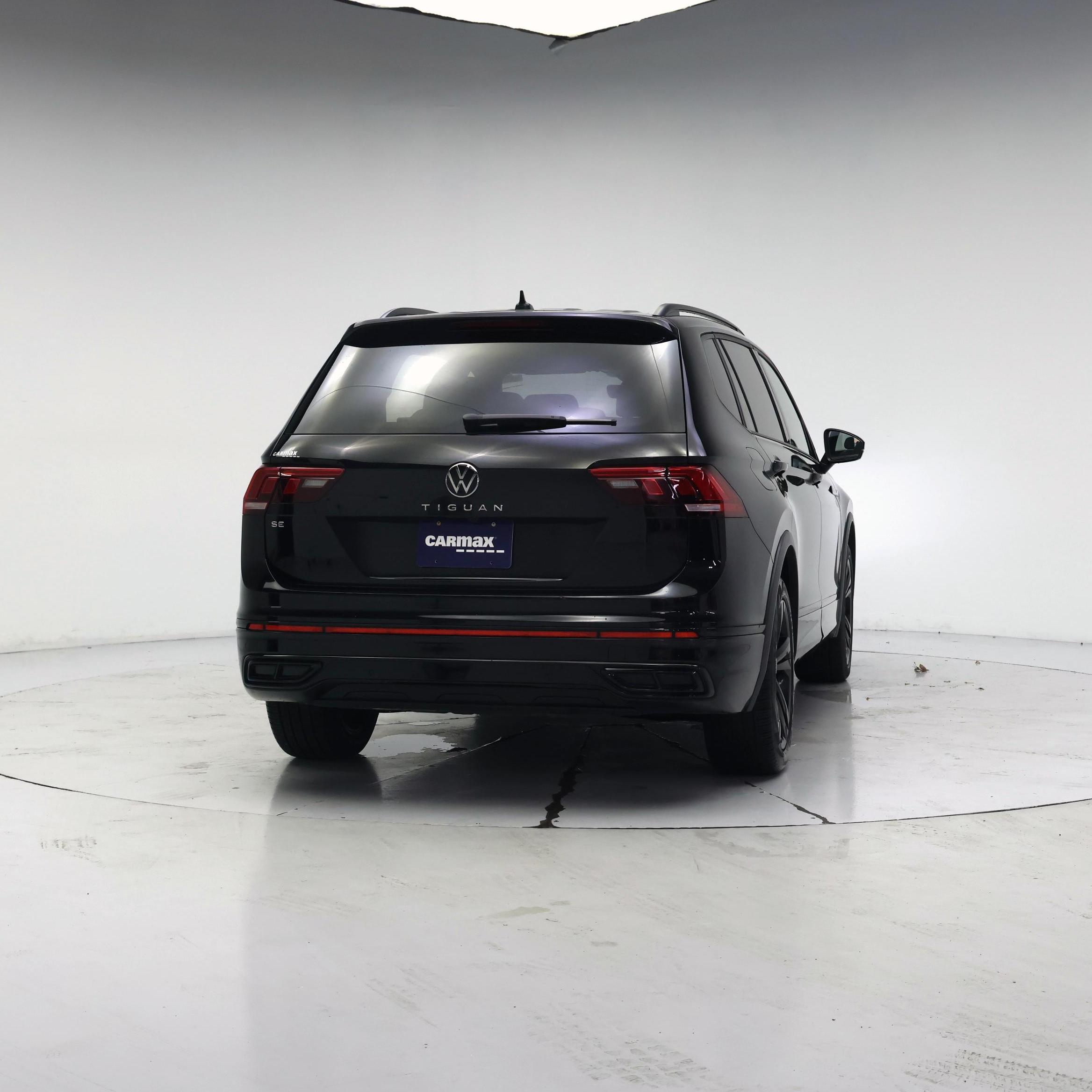 Thumbnail: 2024 Volkswagen Tiguan - 6