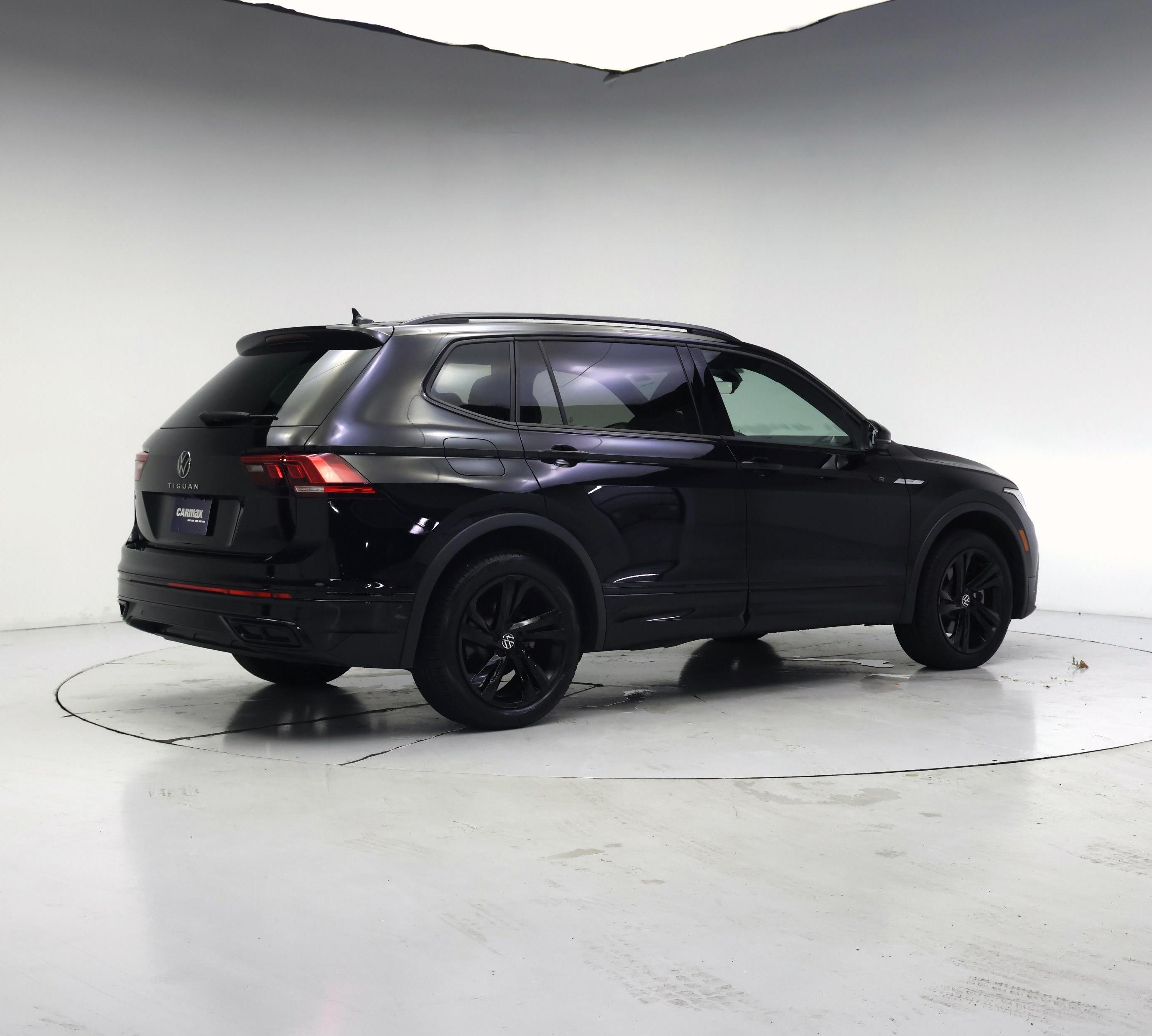 Thumbnail: 2024 Volkswagen Tiguan - 8