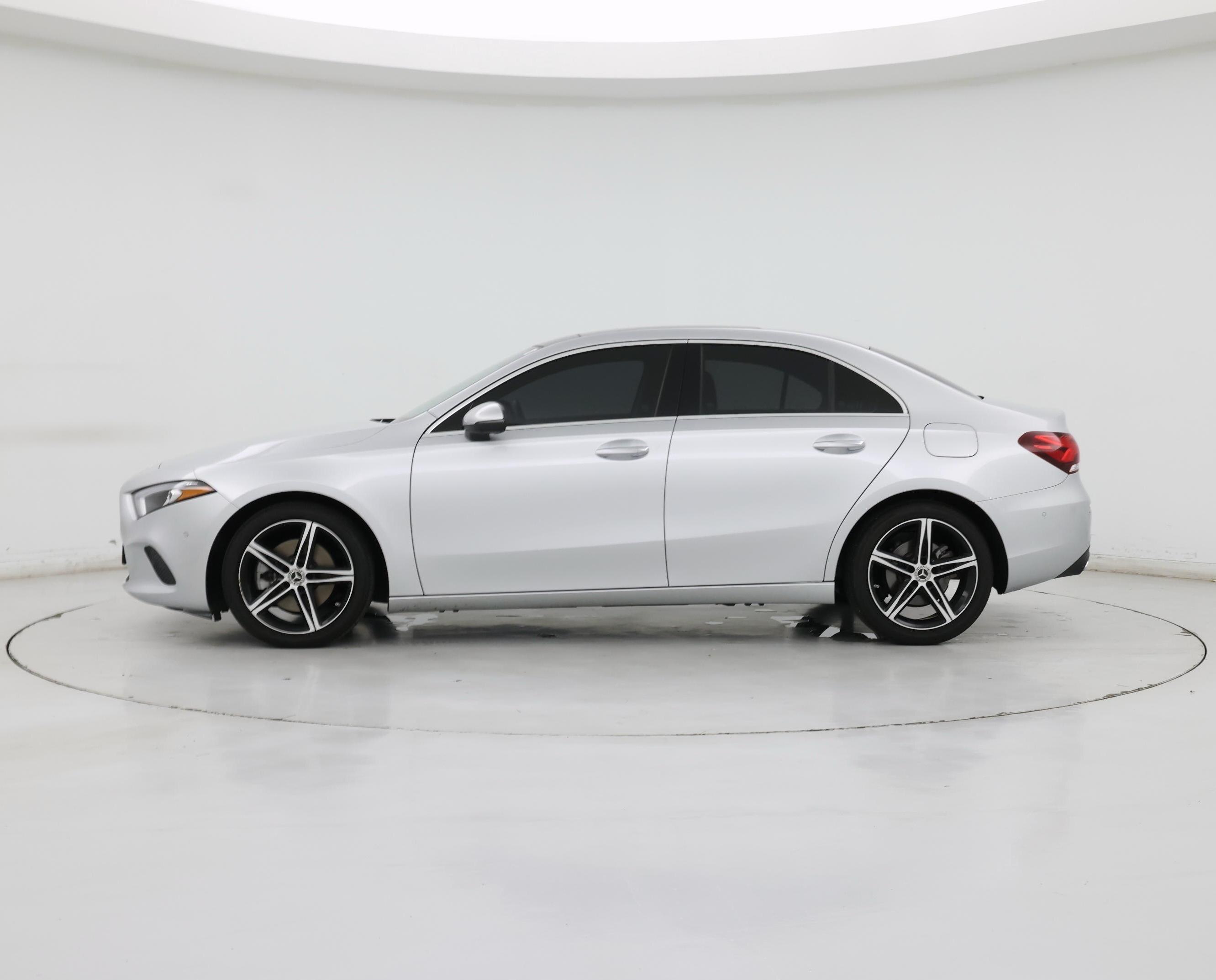 Thumbnail: 2022 Mercedes-Benz A-Class - 3
