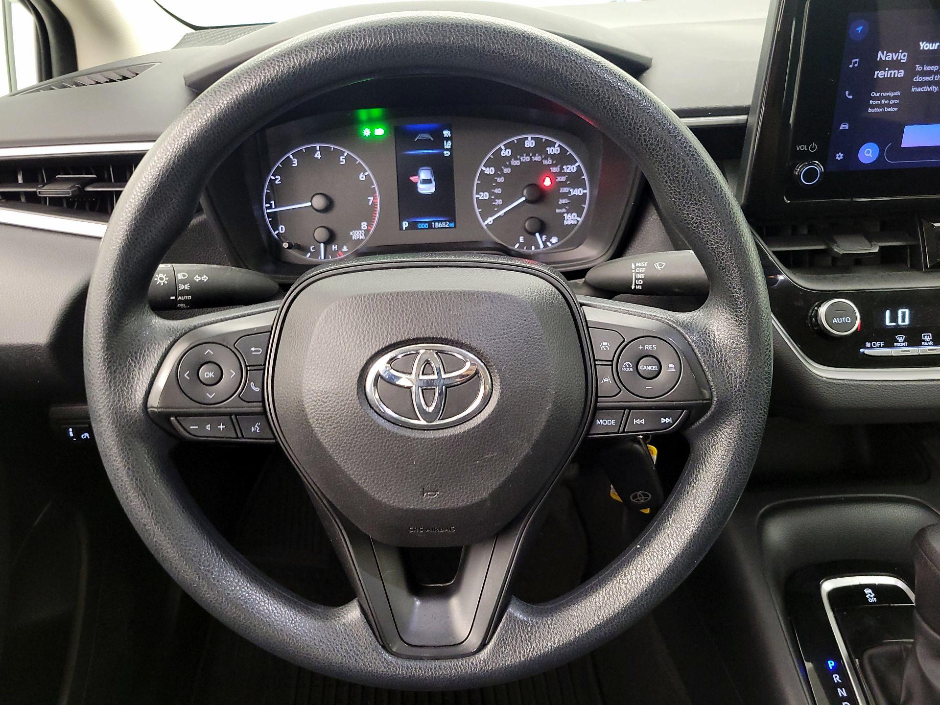 Thumbnail: 2023 Toyota Corolla - 10