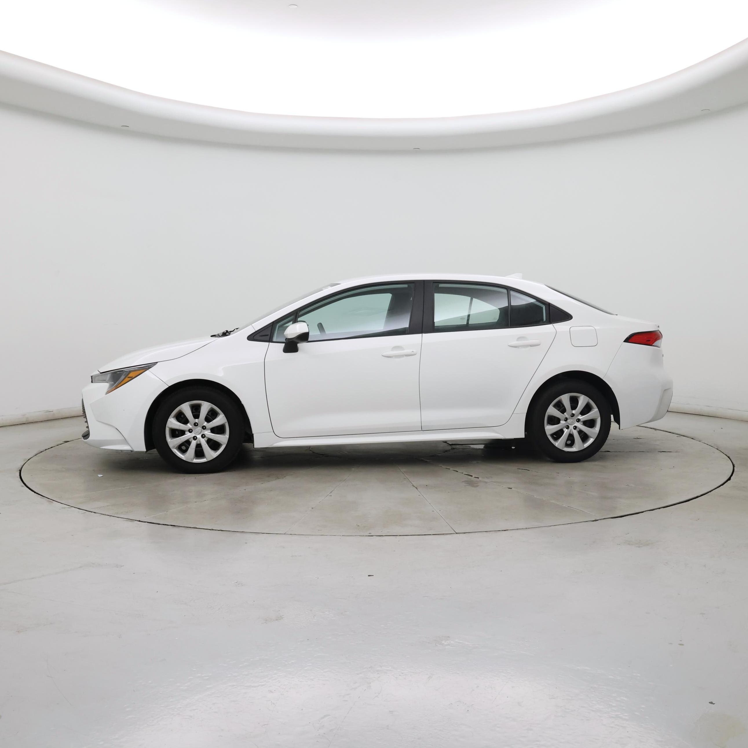 Thumbnail: 2023 Toyota Corolla - 3
